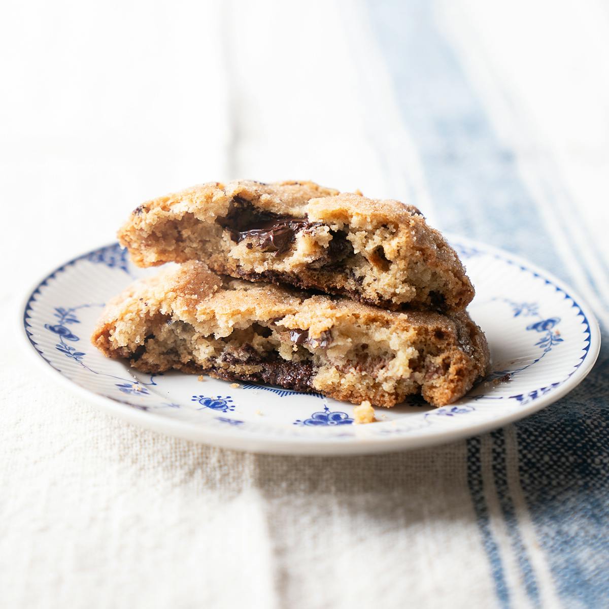 Valentine's Day Heart Cookie Gift Box by Maman - Alternate image 5