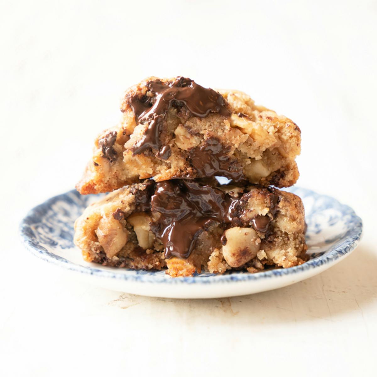 Valentine's Day Heart Cookie Gift Box by Maman - Alternate image 3