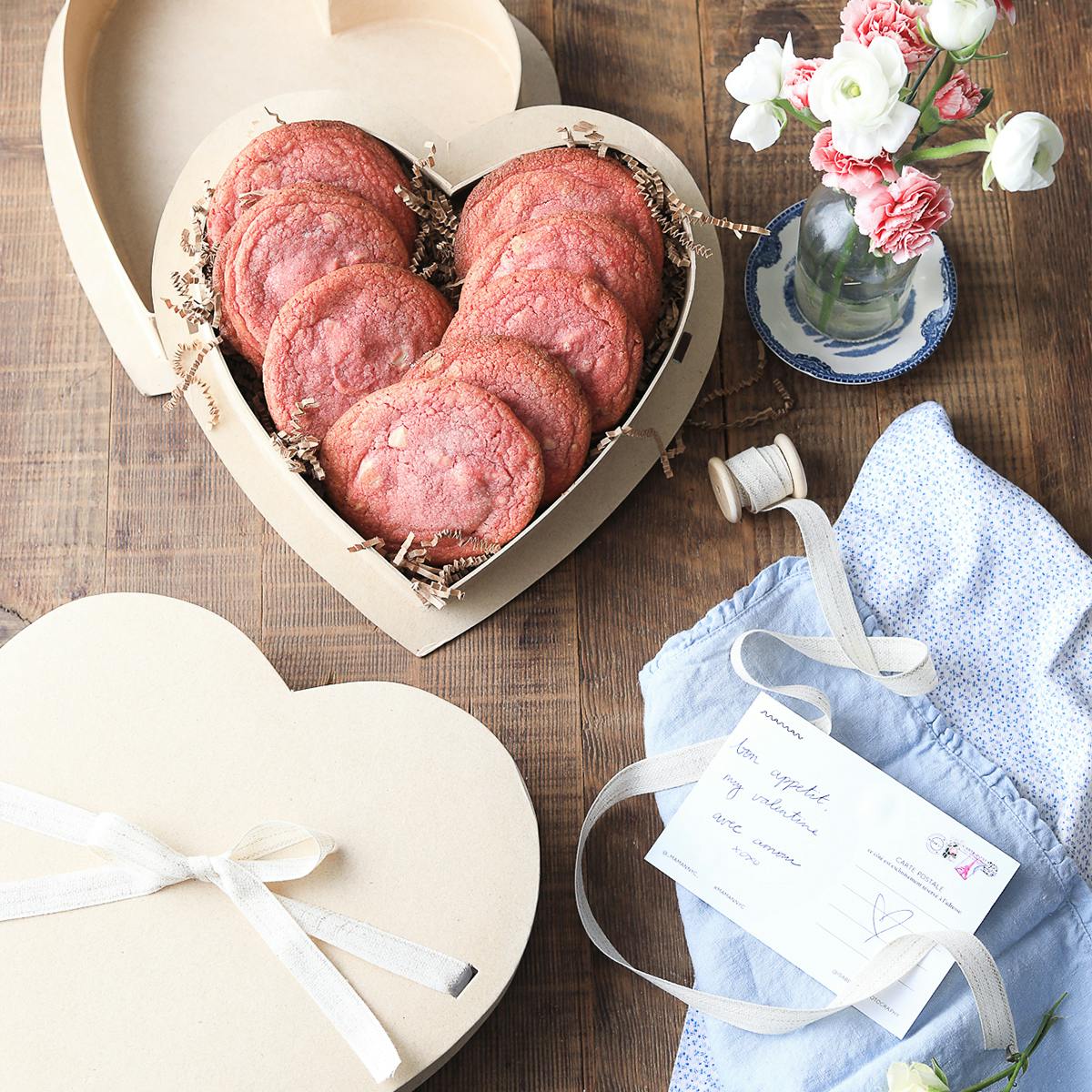 Valentine's Day Heart Cookie Gift Box by Maman - Alternate image 2