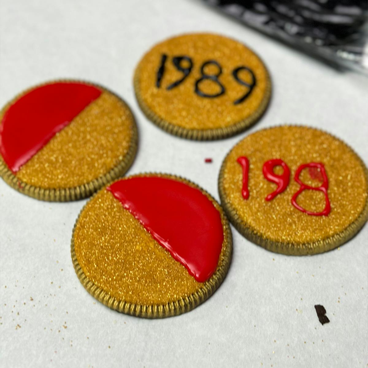 Championship Shuffle Lovers GIANT Cookies Pack by Big Fat Cookie - Alternate image 8