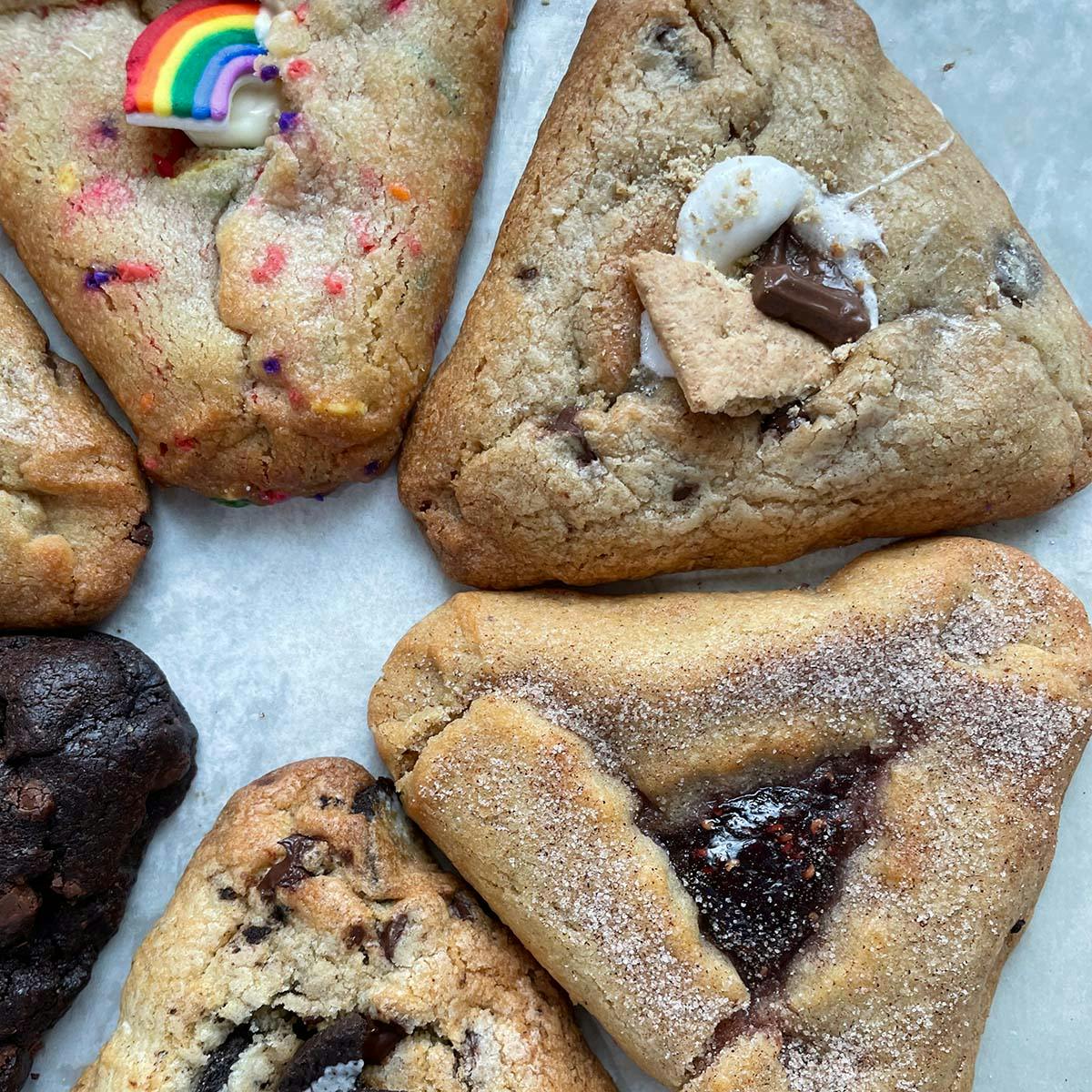 Purim Hamantashen Cookies - 7 Pack by Big Fat Cookie - Alternate image 1