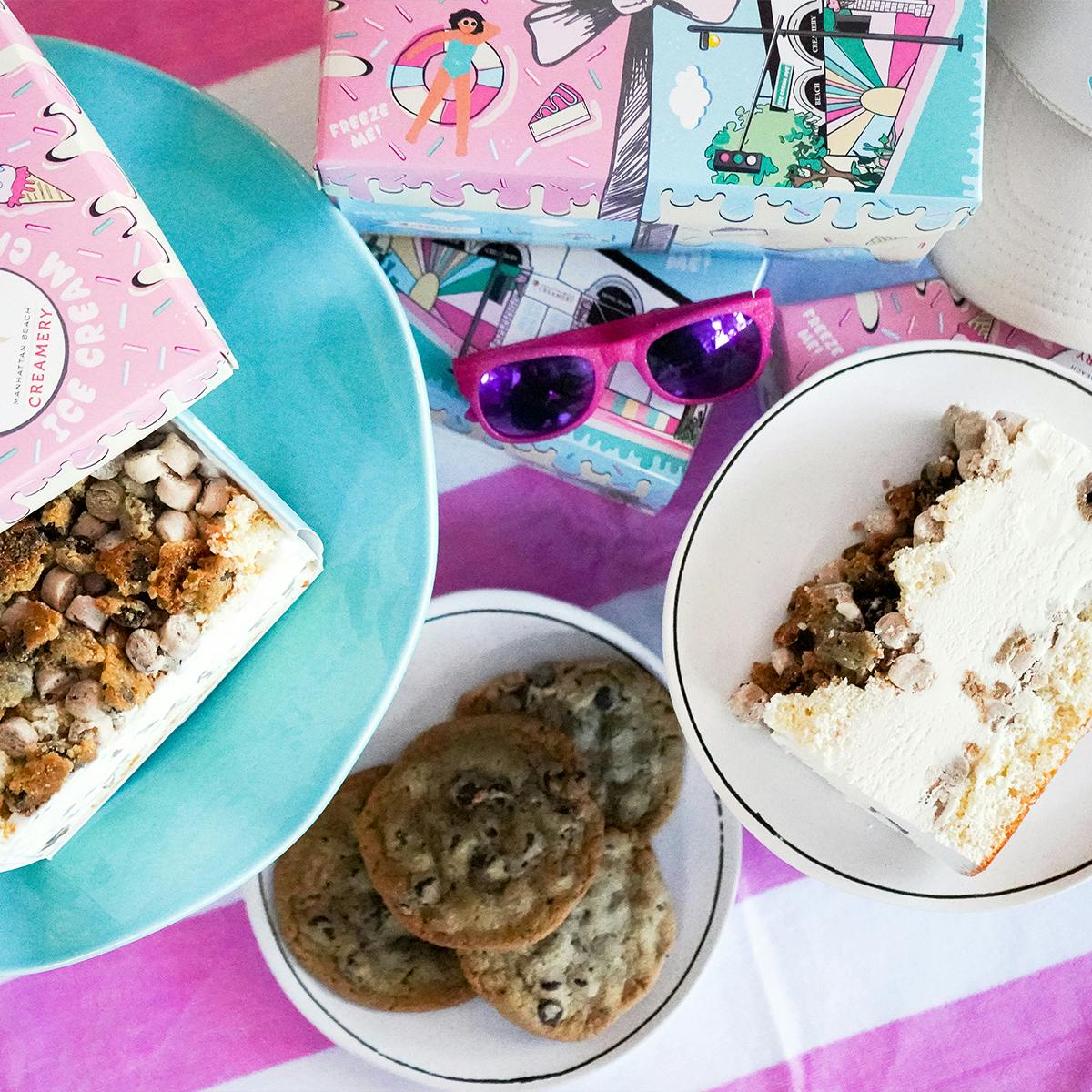 Ice Cream Cake by Cream'wich - Alternate image 1