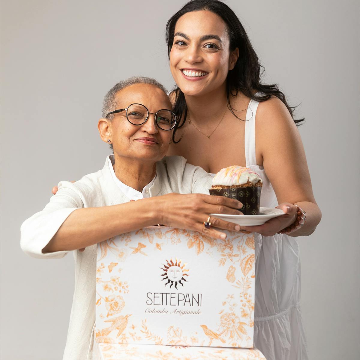 Peach & Cannoli Cream Panettone by Settepani Restaurant & Bakery - Alternate image 2