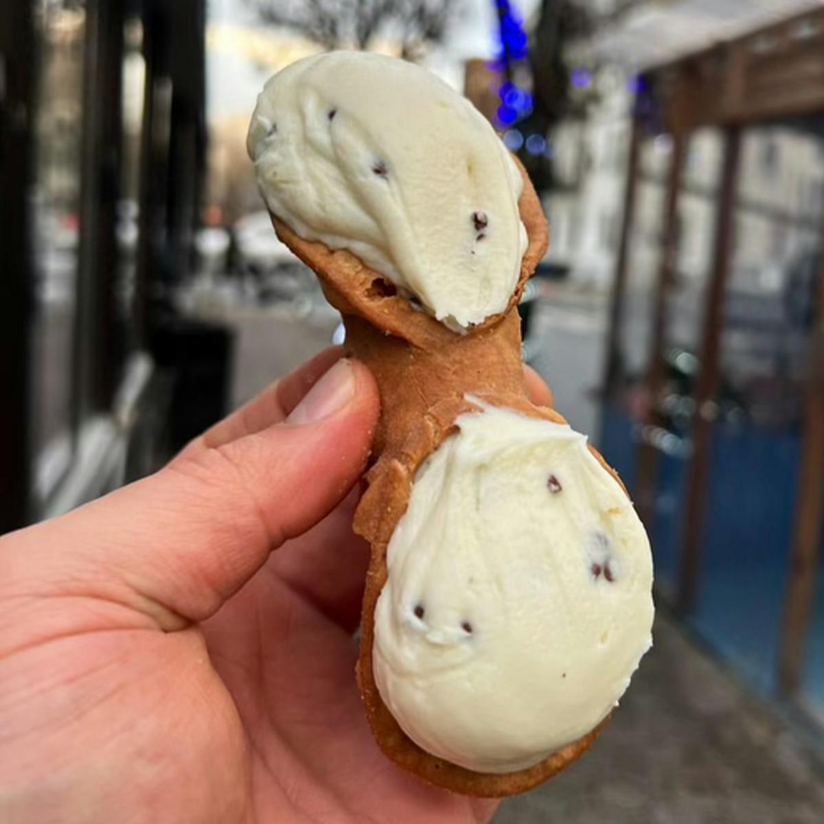 Cannoli Kit by Fortunato Brothers Bakery - Alternate image 2