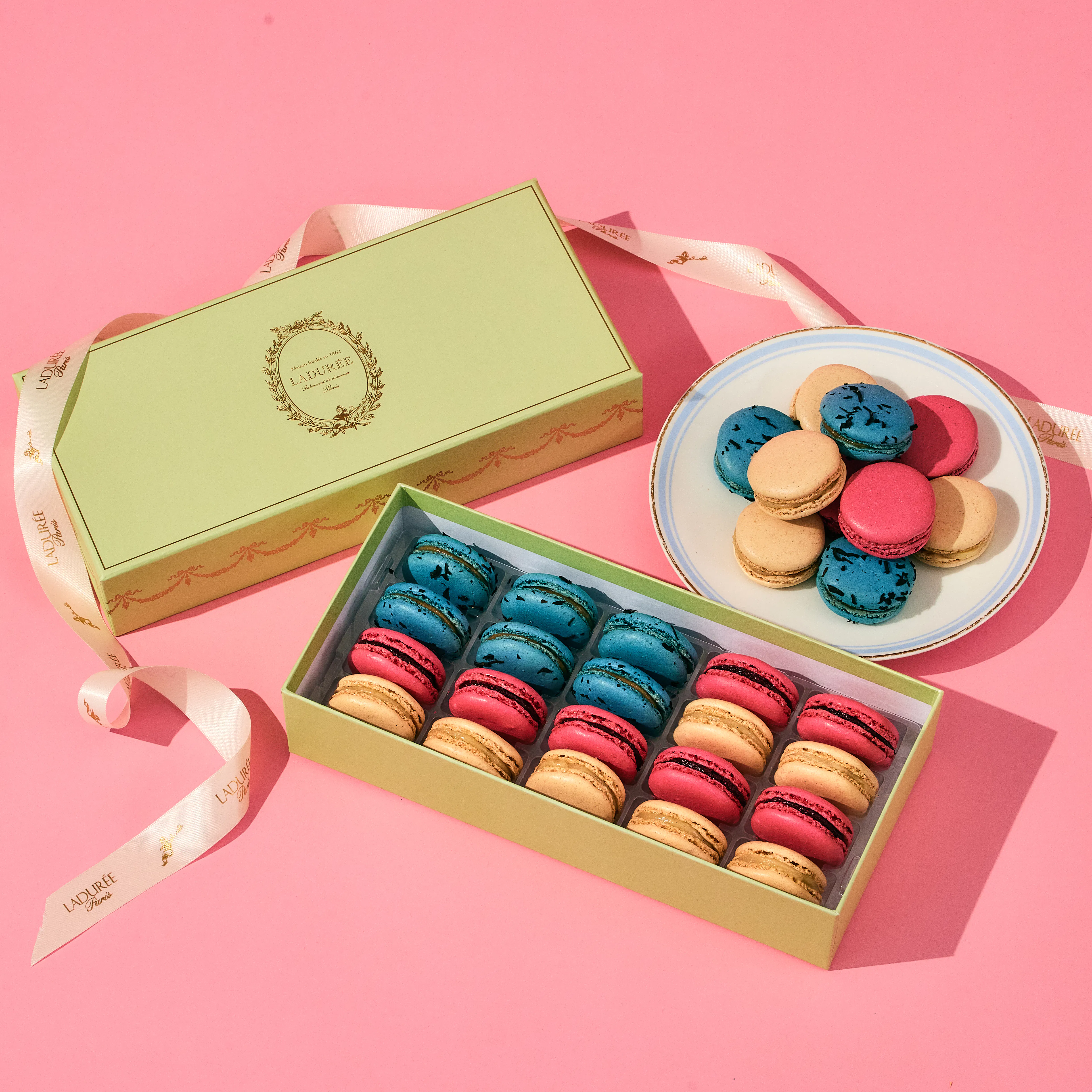 America 250 Macaron Flag Collection - Box of 20 by Ladurée Paris - Alternate image 1