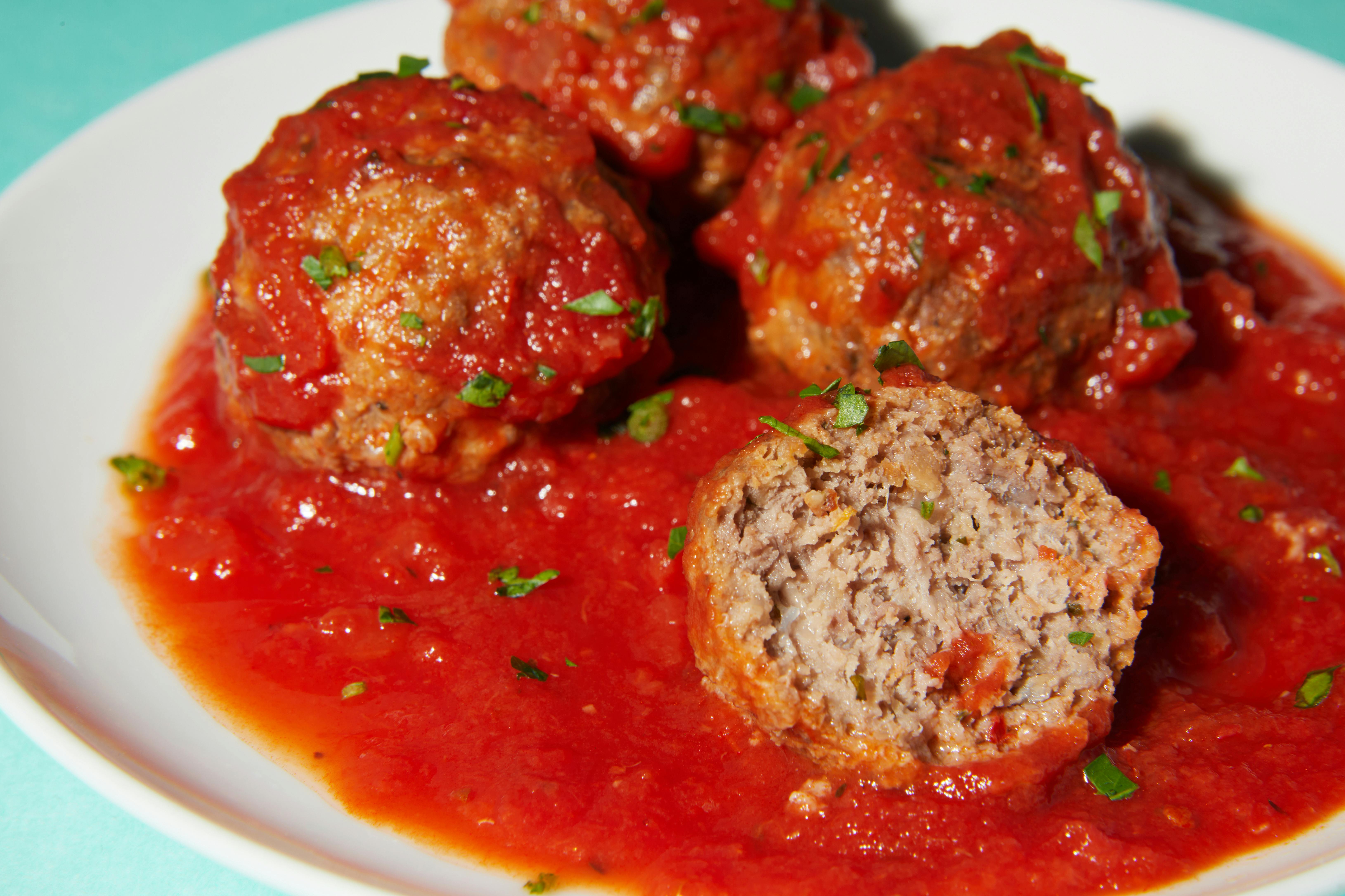 Meatballs + Tomato Sauce for 4 by Broders' Cucina Italiana - Alternate image 1