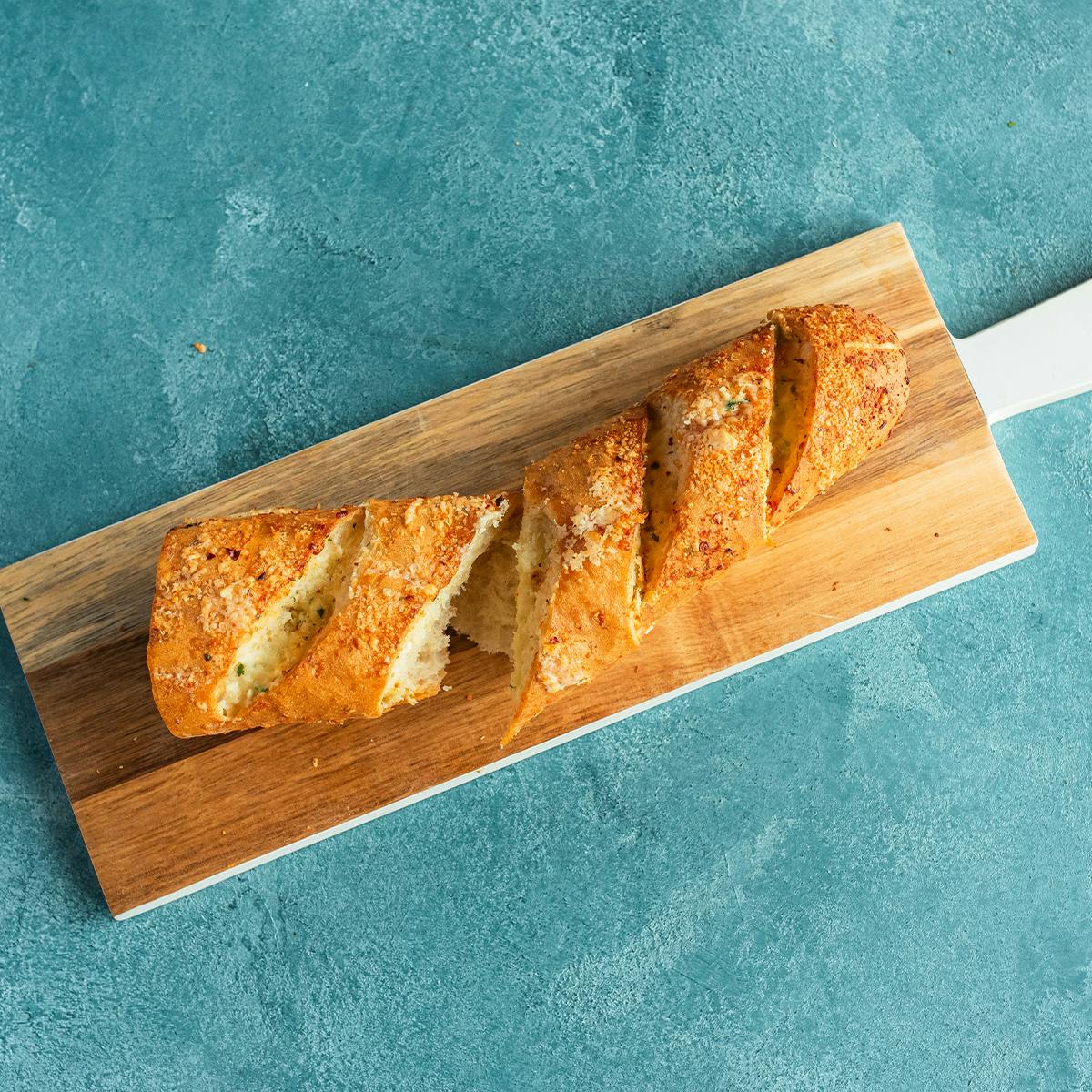 Spinach Dip + Garlic Bread for 2-3 by Pappadeaux Seafood Kitchen - Alternate image 1