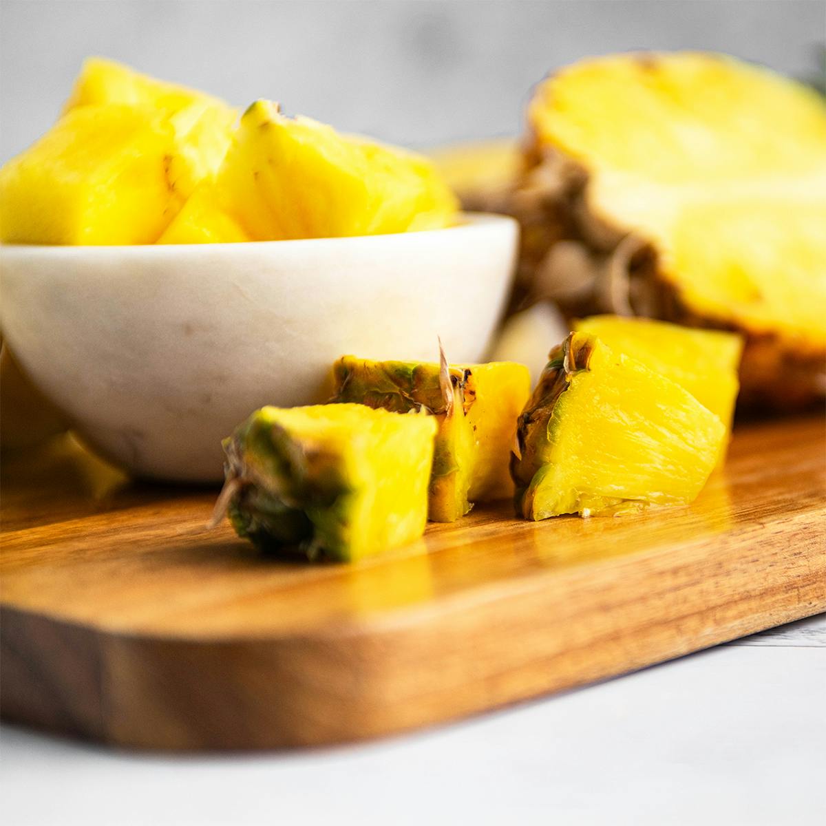 Precious Honeyglow® Pineapple - 2 Pack by Melissa's Produce - Alternate image 3