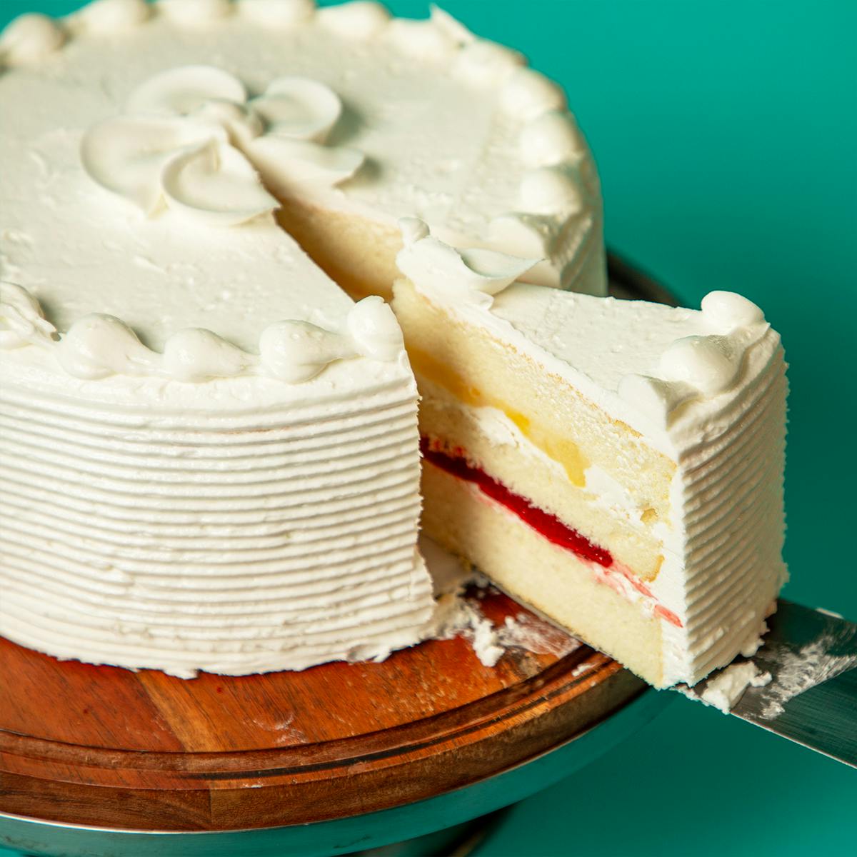 White Alligator Cake by Haydel's Bakery - Alternate image 1