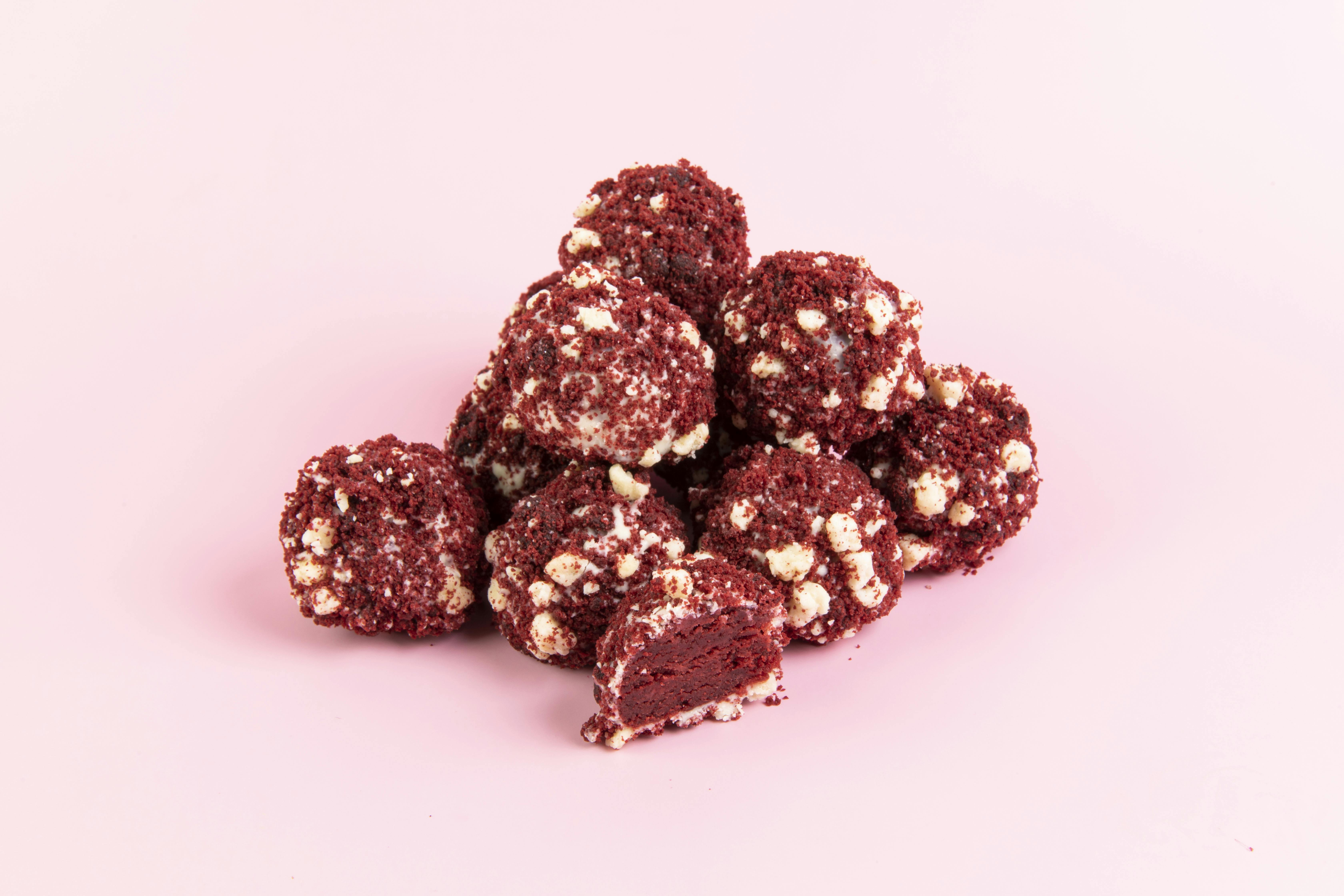 Cupcake Truffles - Choose Your Own 12 Pack by Trophy Cupcakes - Alternate image 3