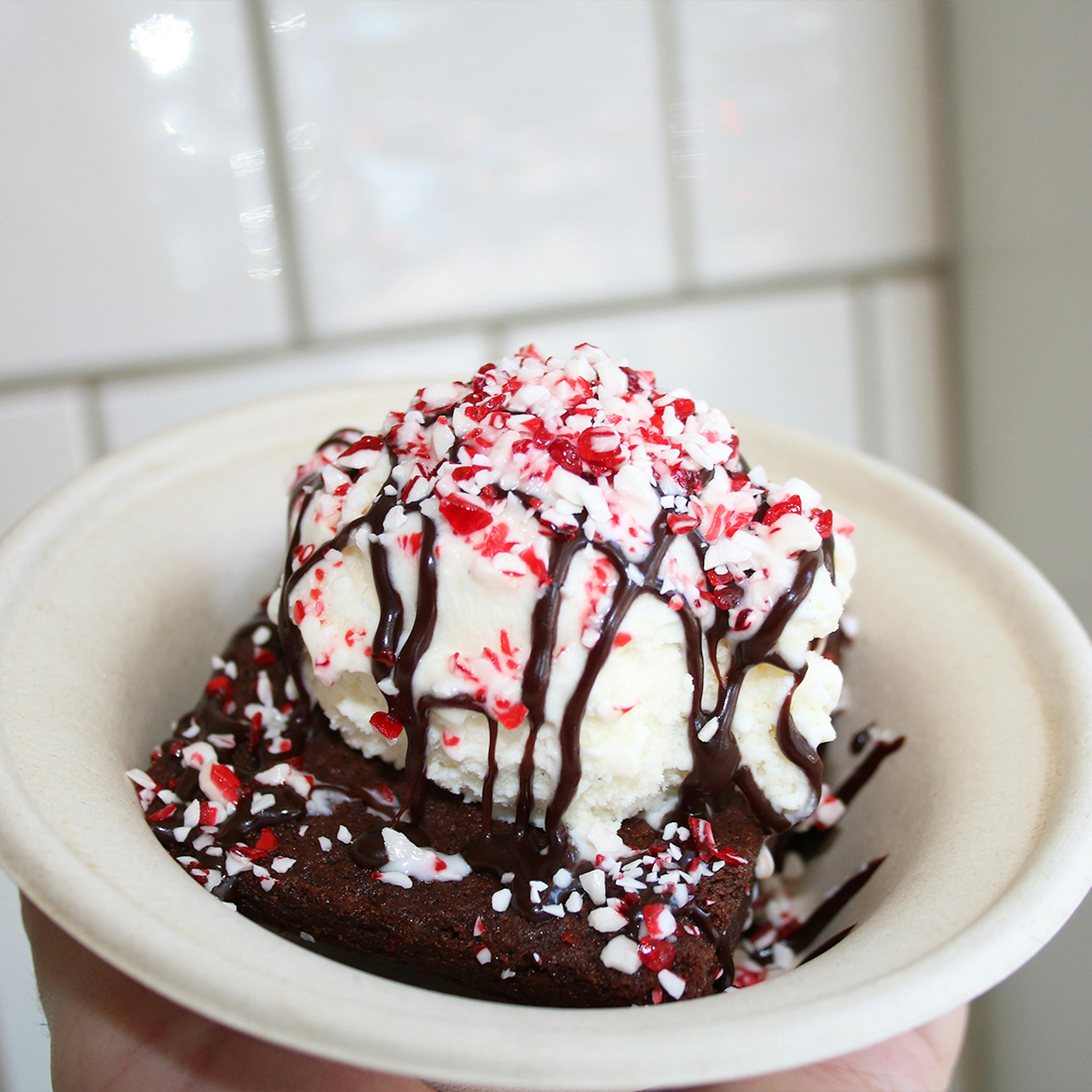 Peppermint Brownie a la Mode Sundae Kit for 4 by Humphry Slocombe Ice Cream - Alternate image 2