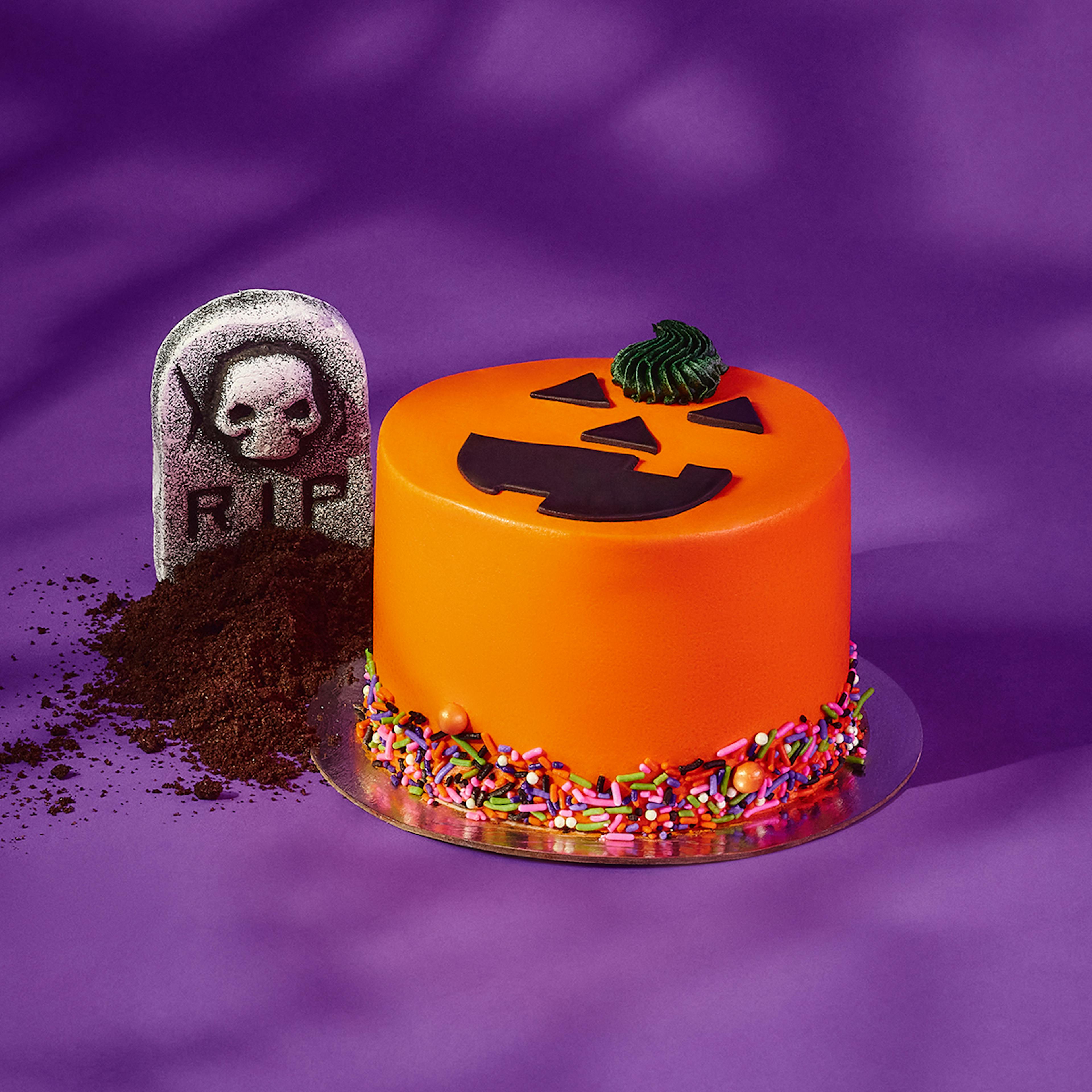 Peanut Butter Jack-O-Lantern Cake by Duff Goldman