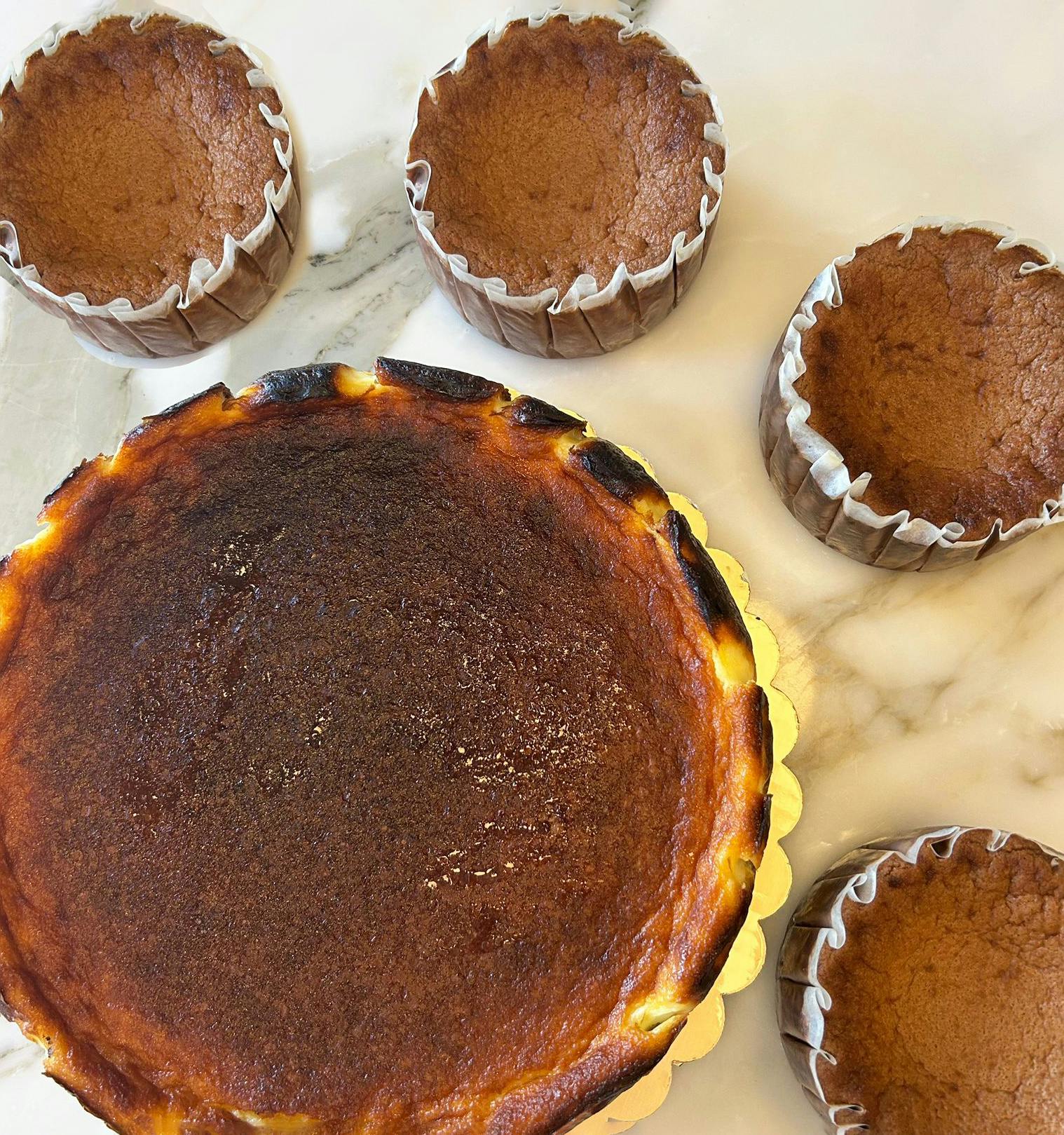 Burnt Basque Cheesecake + Mini Cheesecakes Best Seller by Chèvre Cheesecake