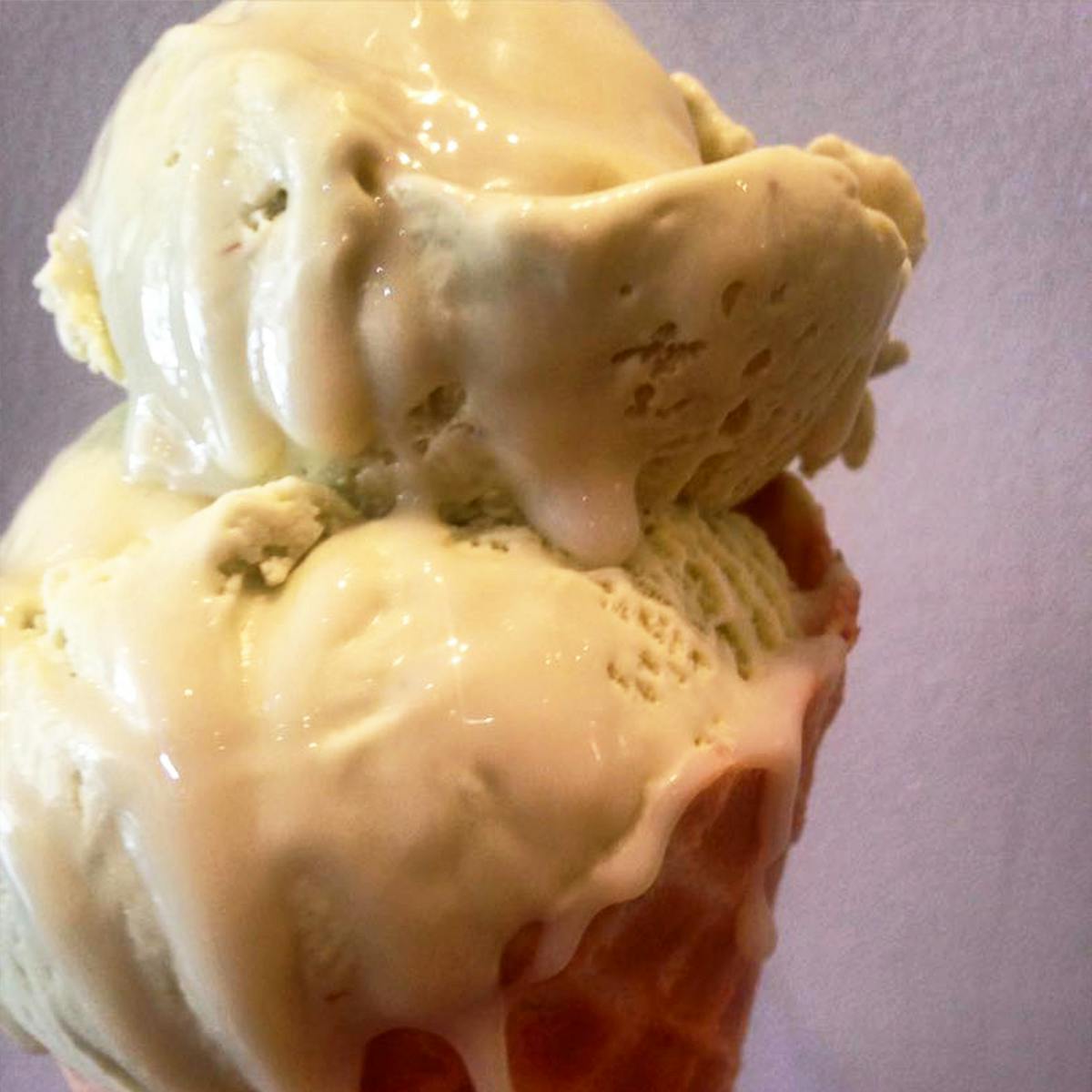 Egg Nog Ice Cream - 6 Pints by Azucar Ice Cream - Alternate image 1