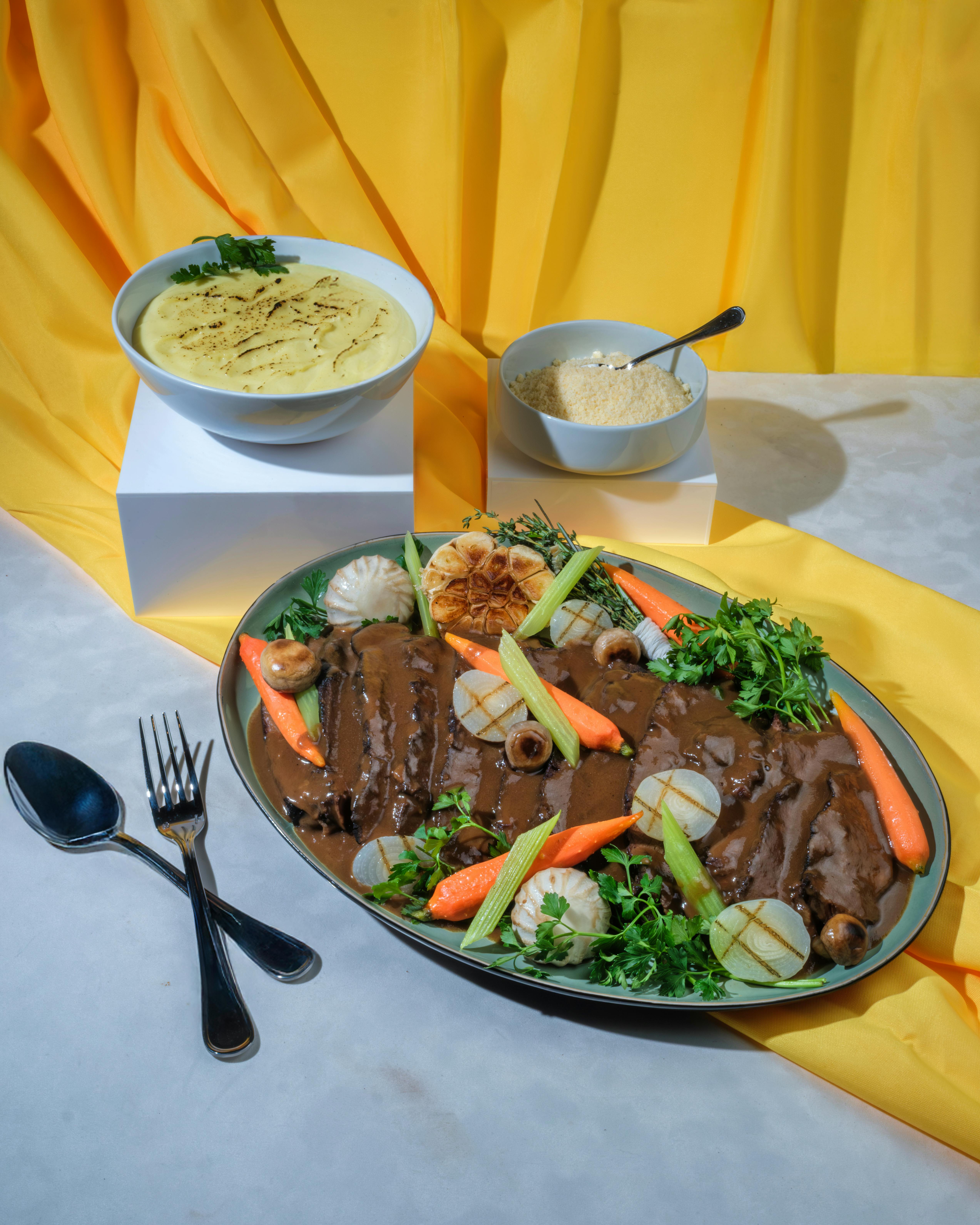 Red Wine Braised Beef Short Ribs Kit for 2-4 by Chef Daniel Boulud
