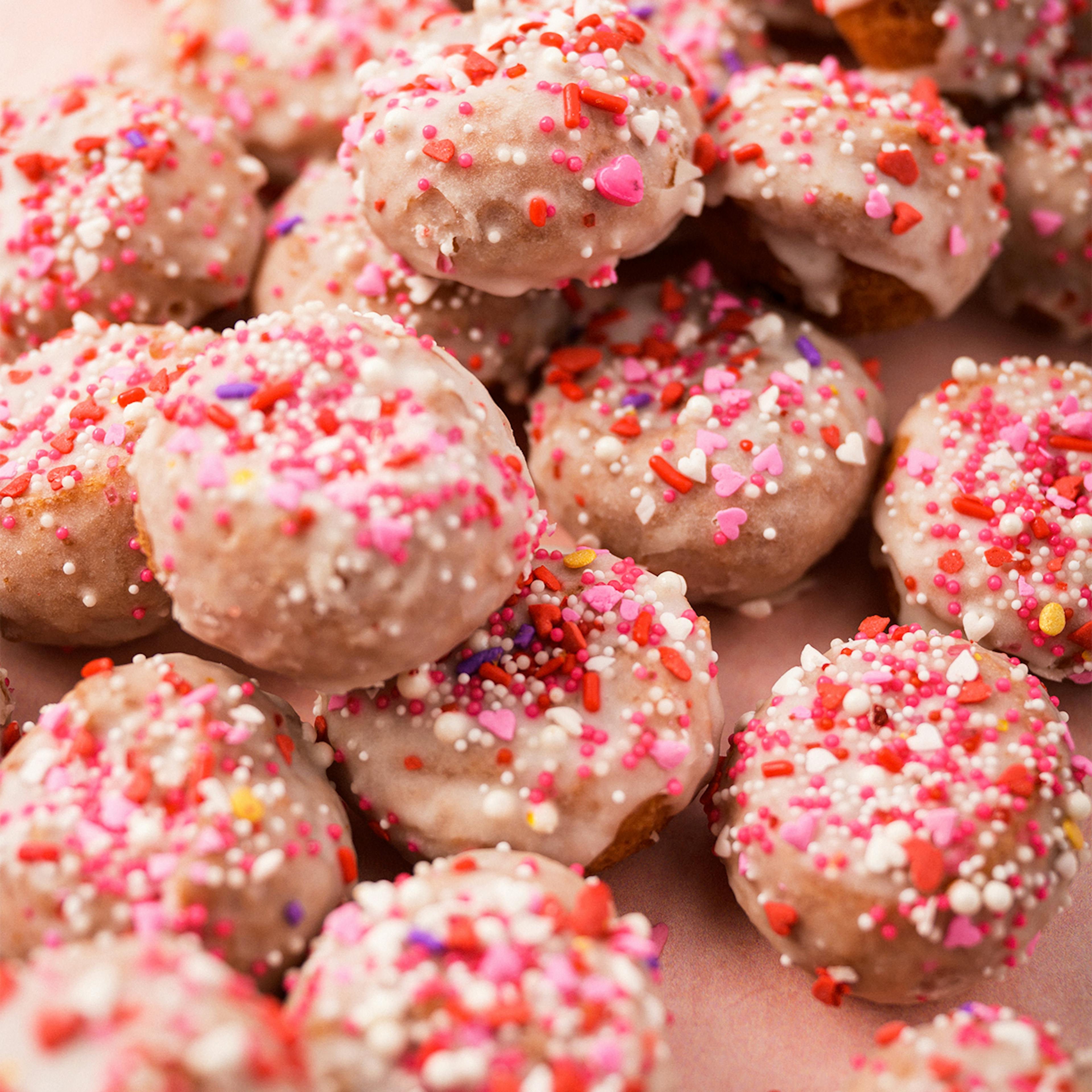 Valentine's Day Vanilla + Red Velvet Mini Doughnuts Combo Tin by Blackbird Doughnuts - Alternate image 1