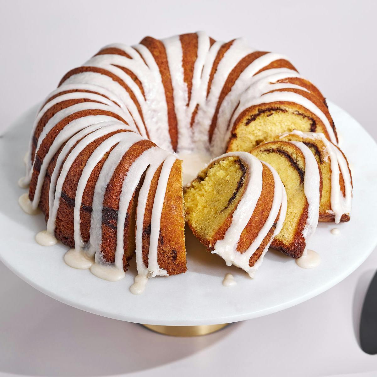Cinnamon Bundt Cake by Mo's Bundt Cakes