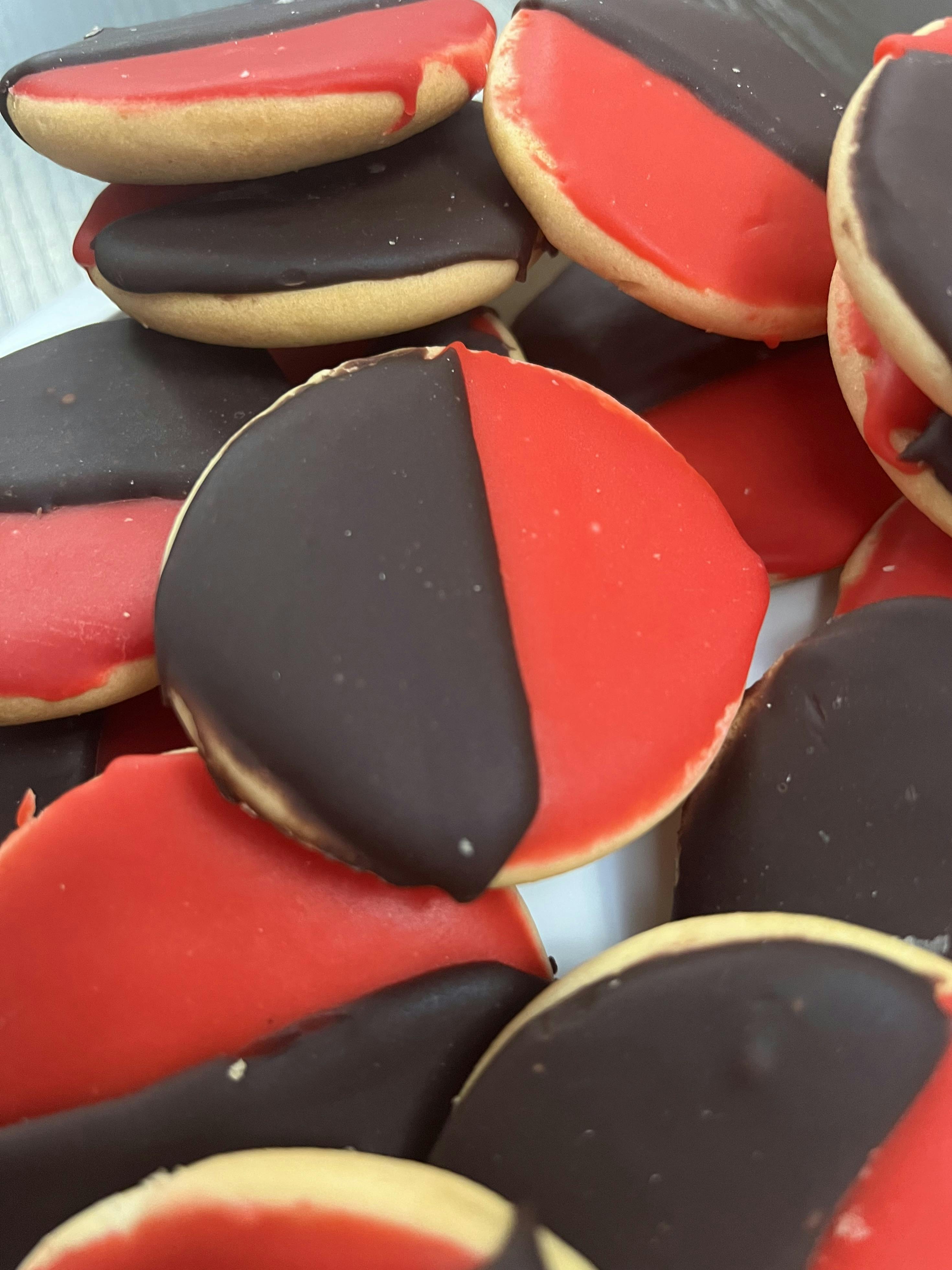 Special Valentine Mini Black and Red Cookies - 18 Pack by Ess-a-Bagel