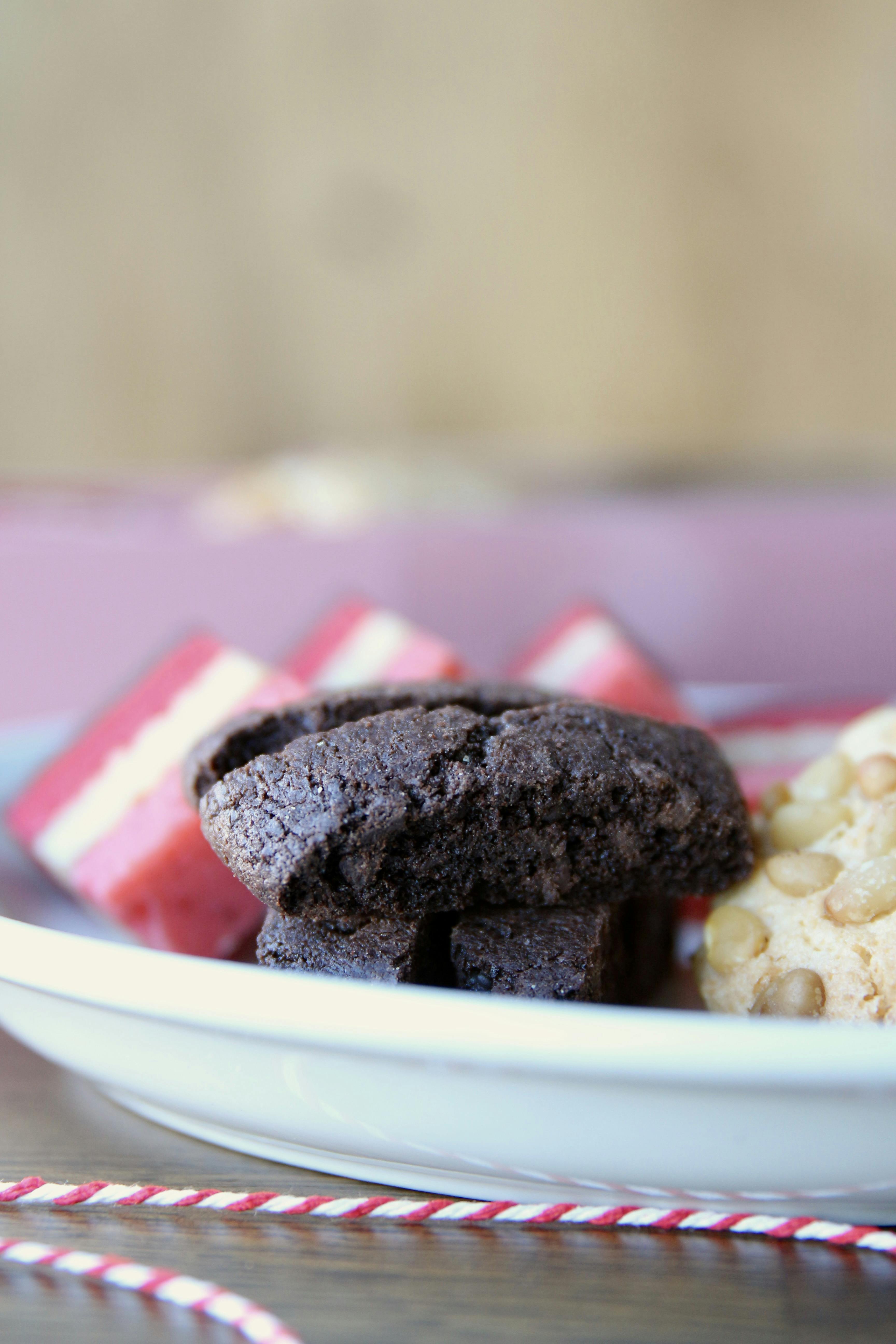 Valentine's Day Italian Cookie Box by Scopa Italian Roots - Alternate image 2