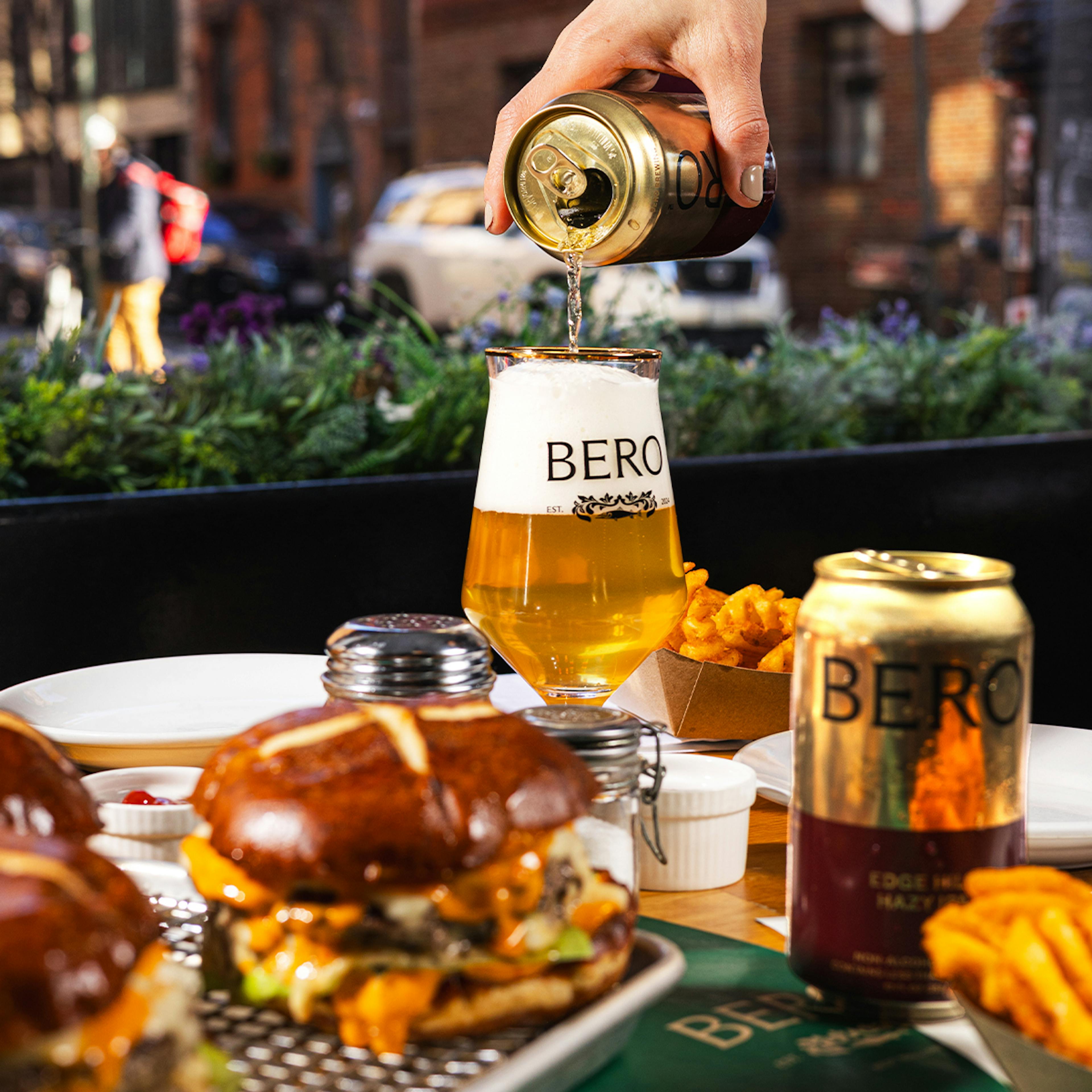 Le Big Matt Burger + BERO Edge Hill Hazy IPA Kit by Emmy Squared - Alternate image 2