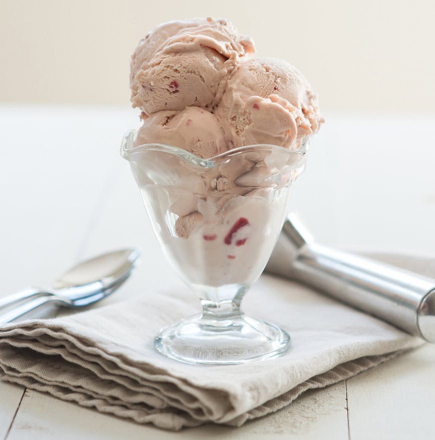 Smith Island Cake + Ice Cream Birthday Gift Set by Smith Island Baking Company - Alternate image 12