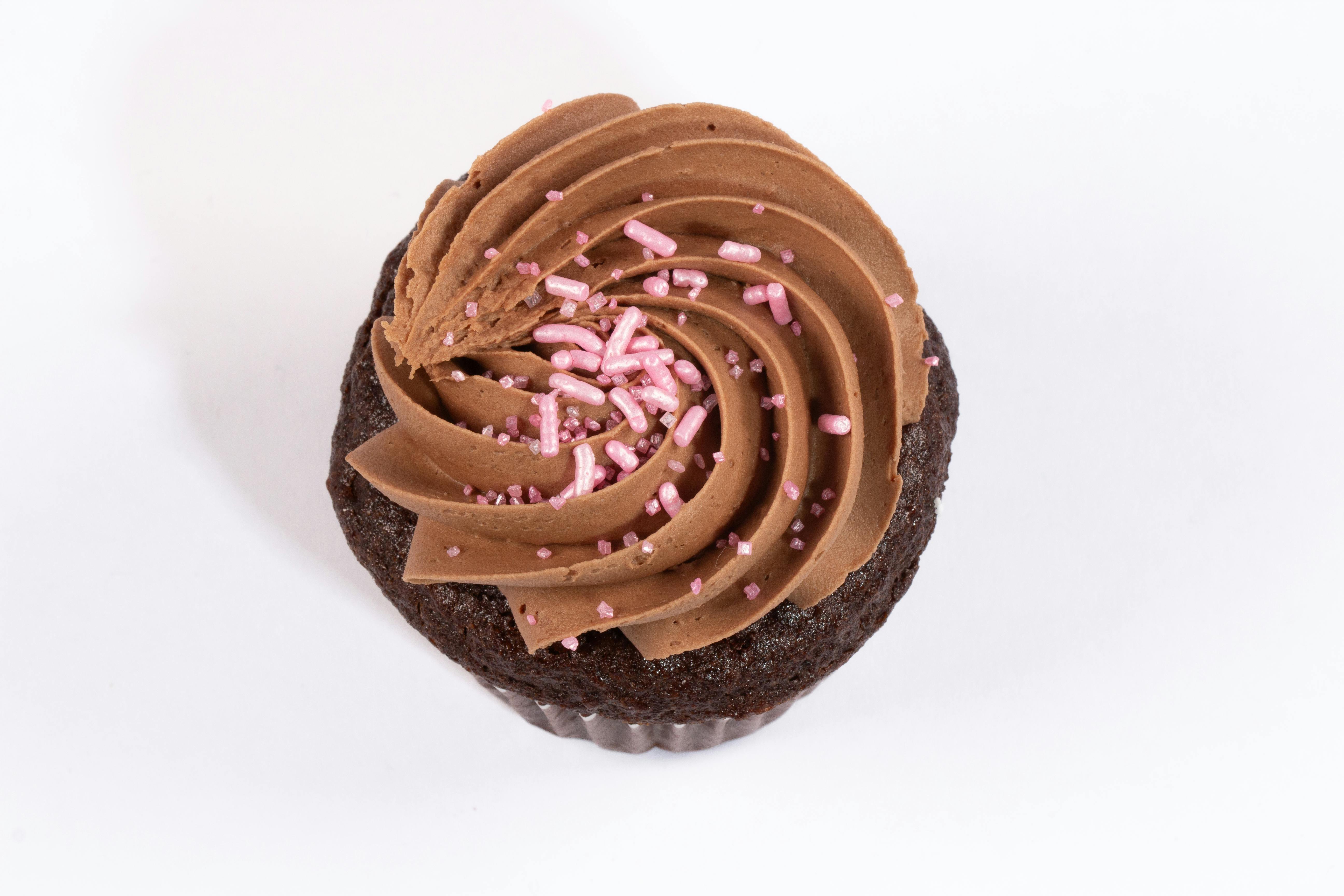 Vegan + Gluten Free Valentine's Day Cupcakes - 12 Pack by Erin McKenna's Bakery - Alternate image 1