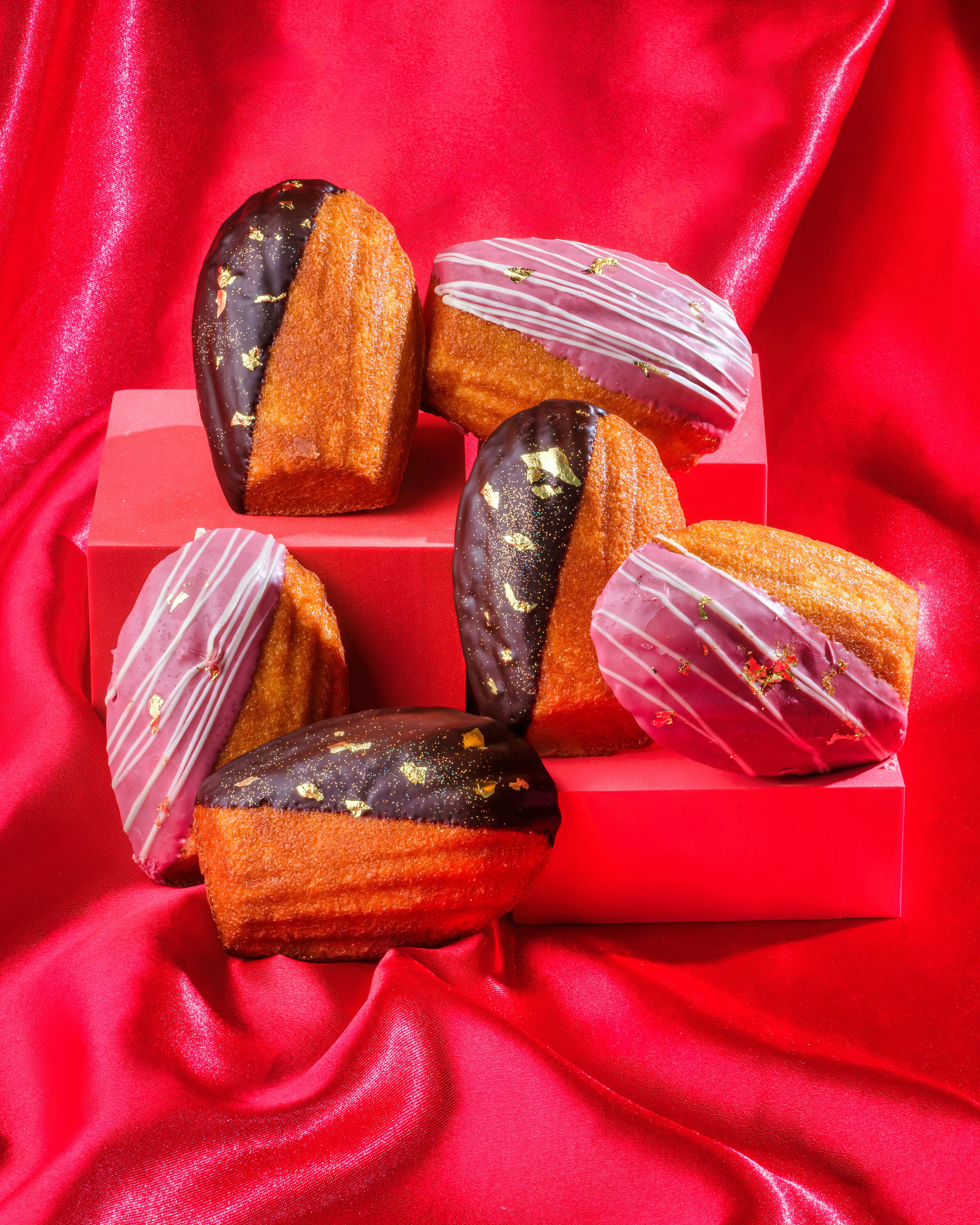 Chocolate Dipped Madeleine Kit by Chef Daniel Boulud | Goldbelly