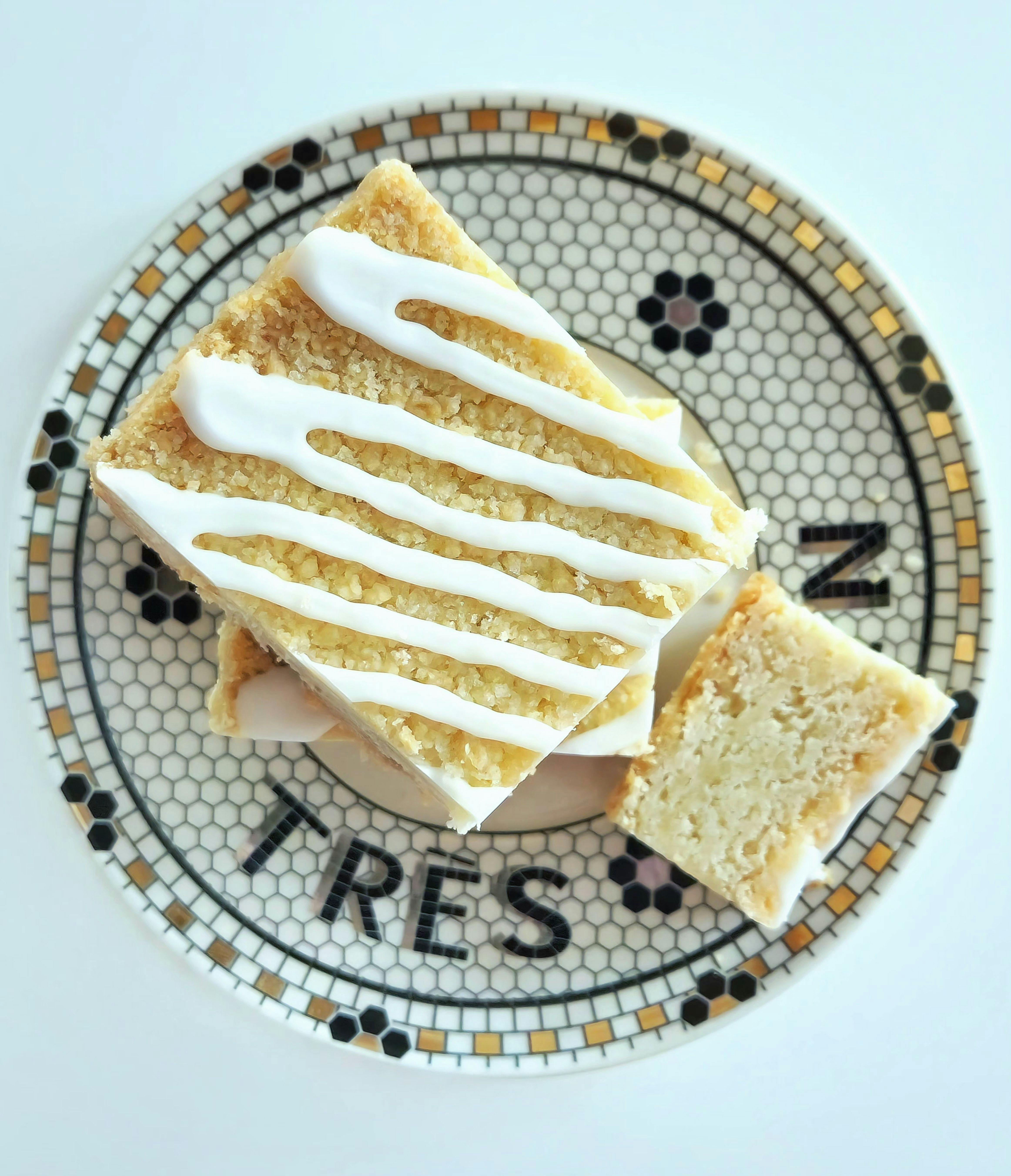 Original Granny Pearl's Shortbread Tray by Shortbread Society - Alternate image 6