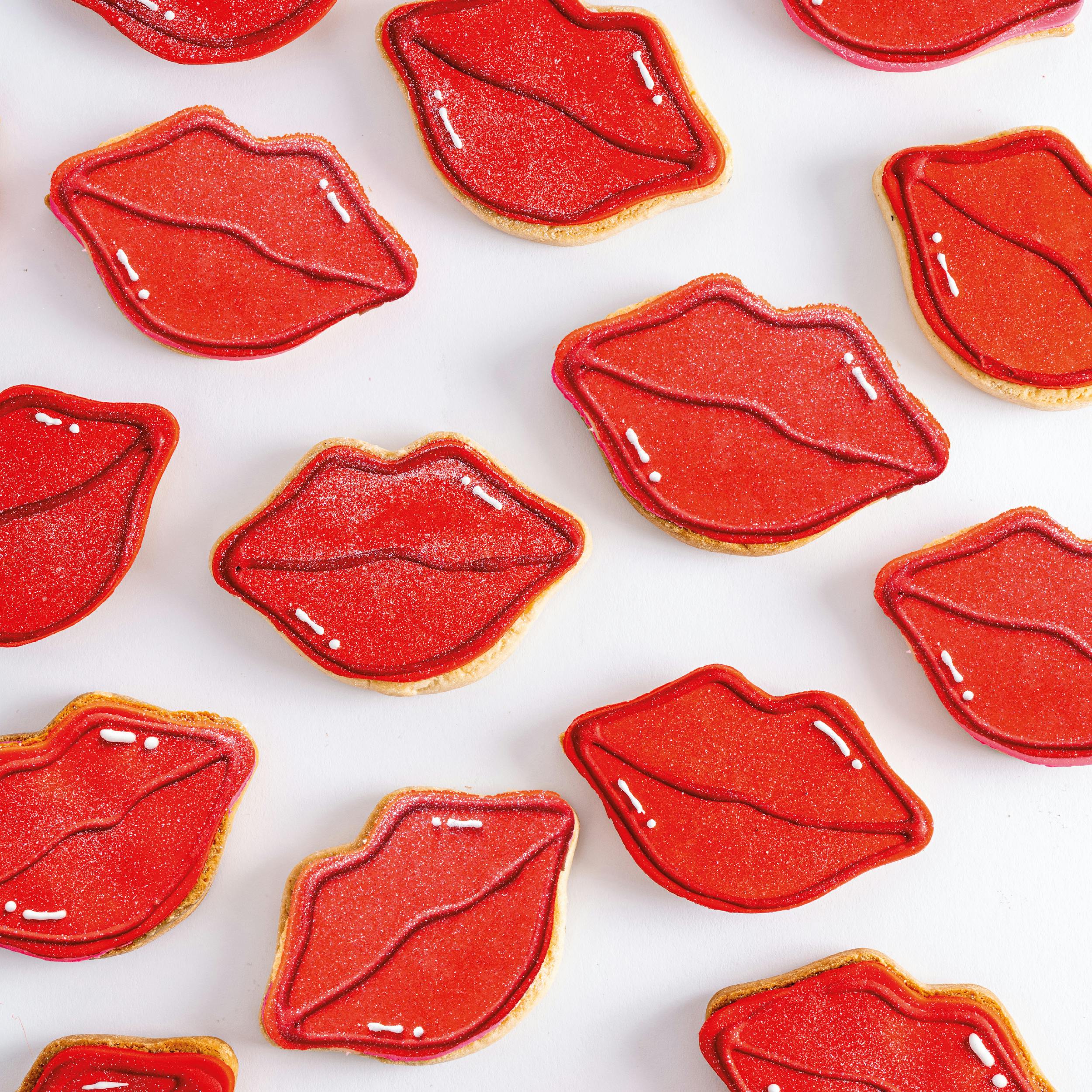 Papparazzi Shortbread Cookies - 24 Pack by Sweet E's Bake Shop - Alternate image 4