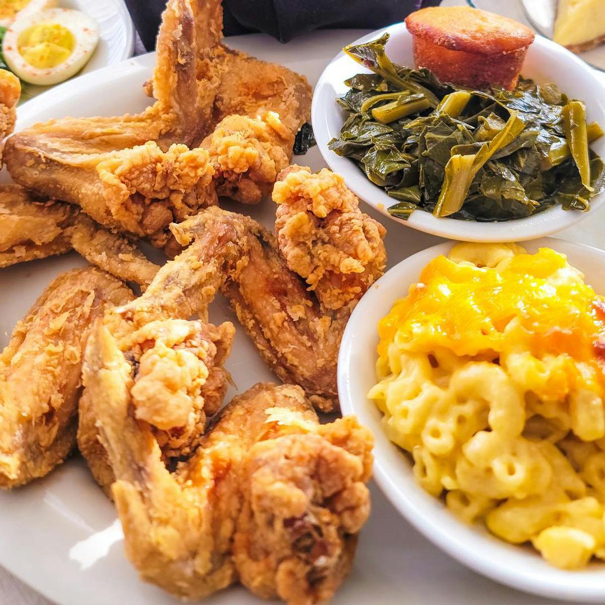 Fried Chicken Dinner Kit for 4 by Mary Mac's Tea Room - Alternate image 1