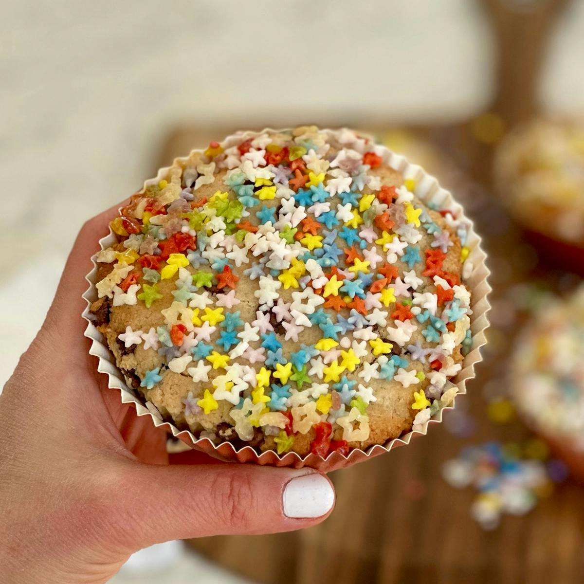 Gluten Free + Vegan Chocolate Chip Cookie Pie by Stylish Spoon - Alternate image 2