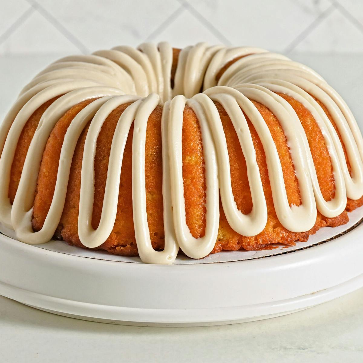 Mother's Day Bundt Cake Gift Box by Mo's Bundt Cakes - Alternate image 10