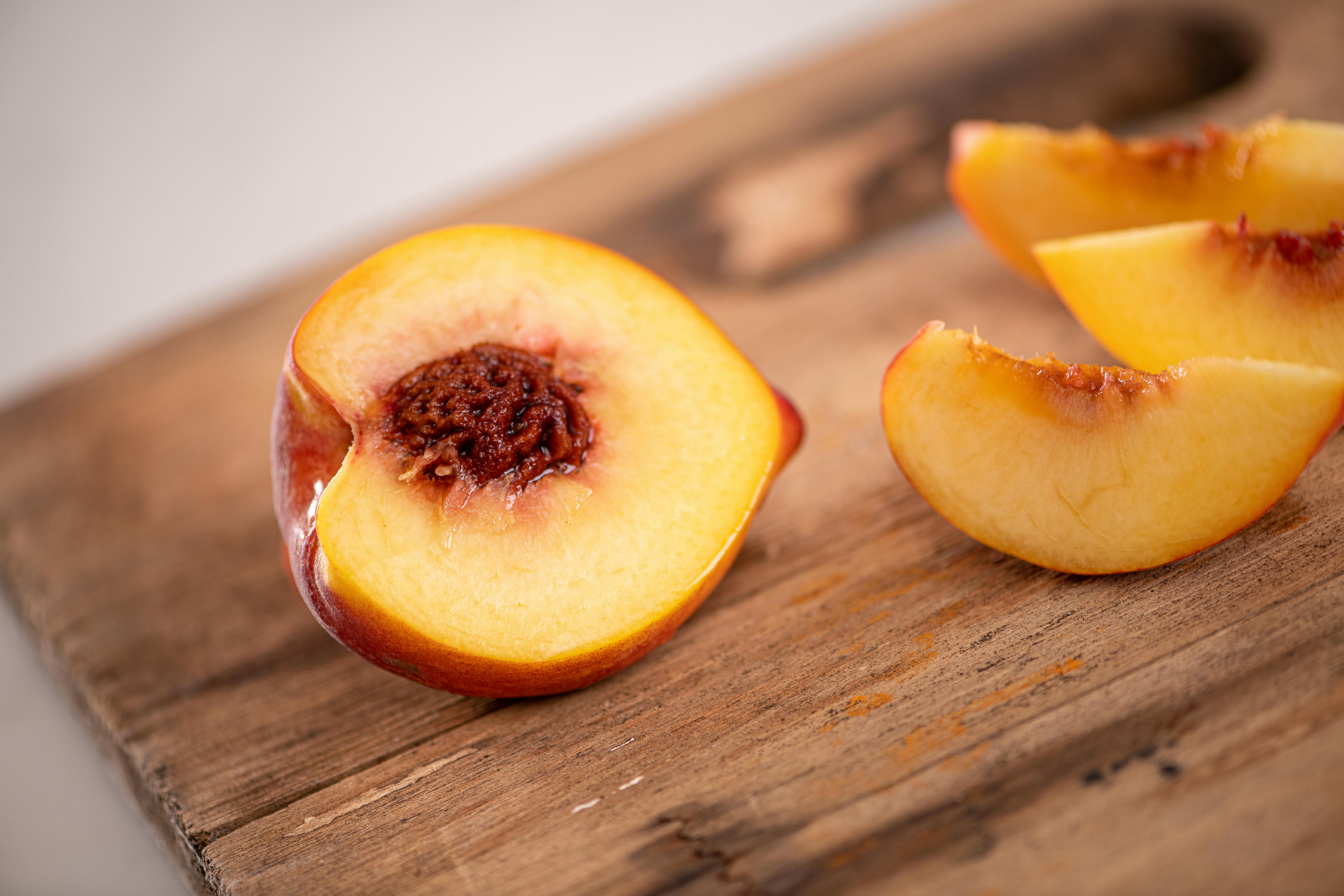 Georgia Peaches Gift Box - 26 Pack by Pearson Farm - Alternate image 8