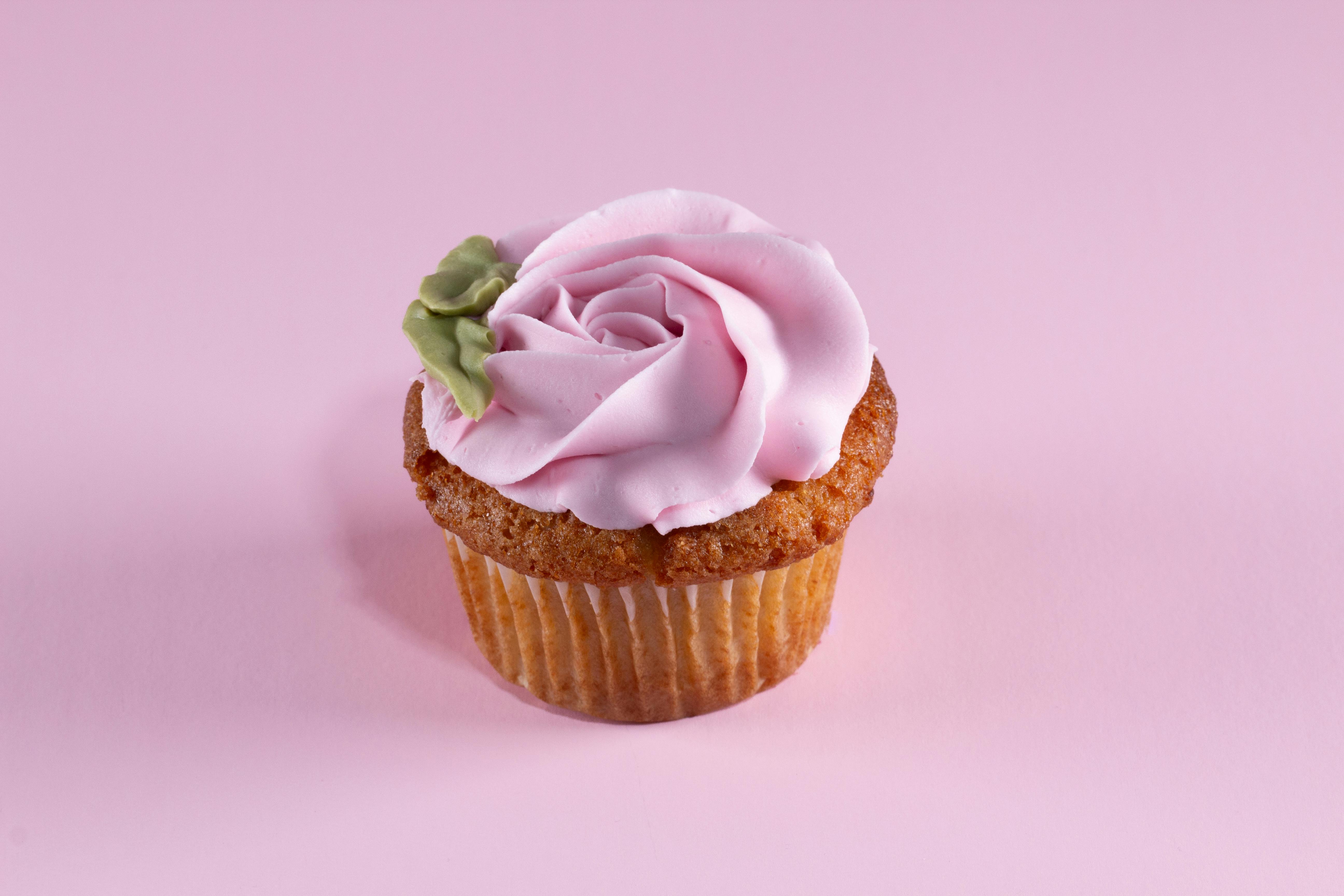 Vegan + Gluten Free Mother's Day Bouquet Cupcakes - 12 Pack by Erin McKenna's Bakery - Alternate image 3