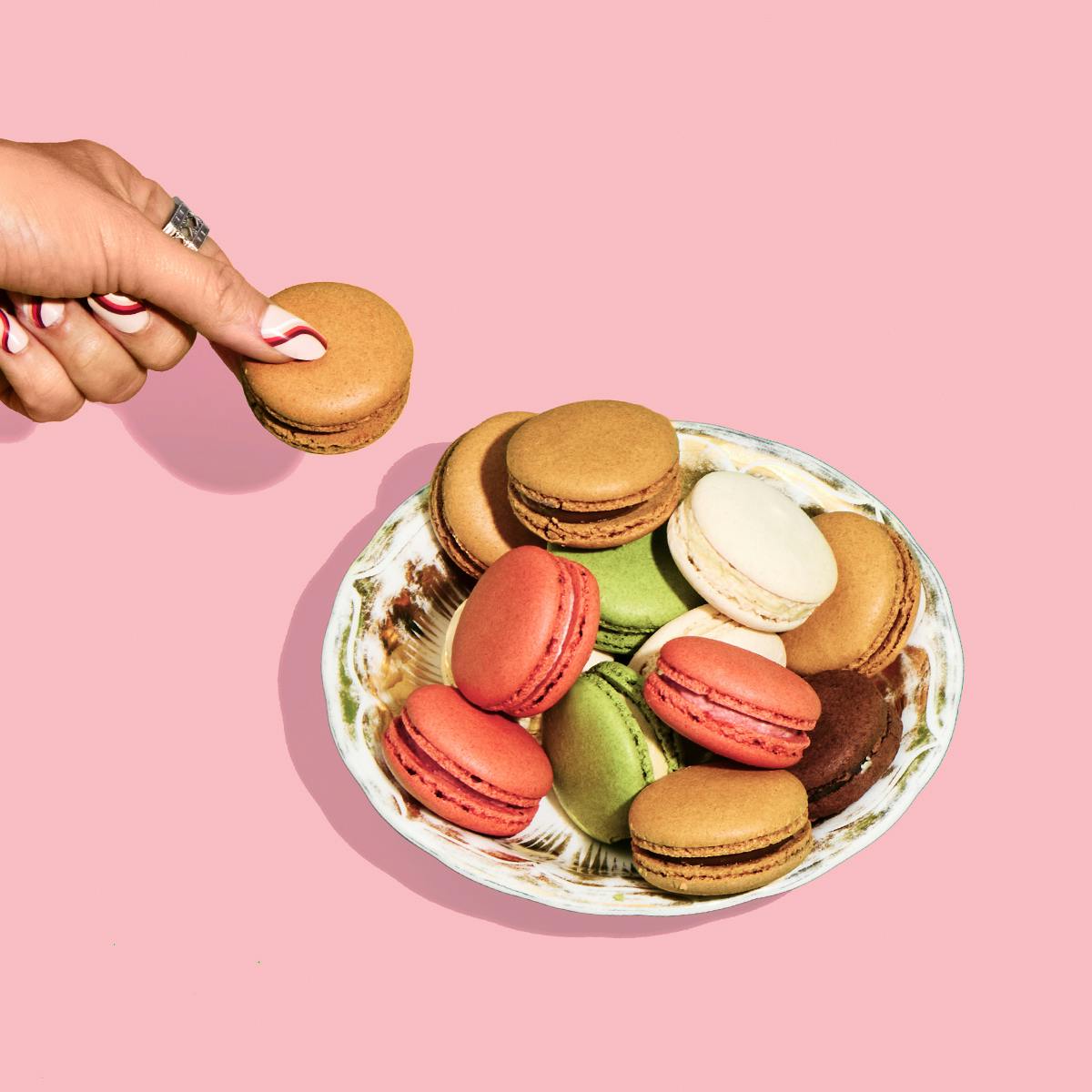 Bouchon Bakery's French Macarons + The Sanctuary Bouquet by Goldbelly x UrbanStems - Alternate image 6