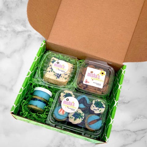 Father's Day "Best Gift Box Ever" Dessert Assortment by Misha's Cupcakes