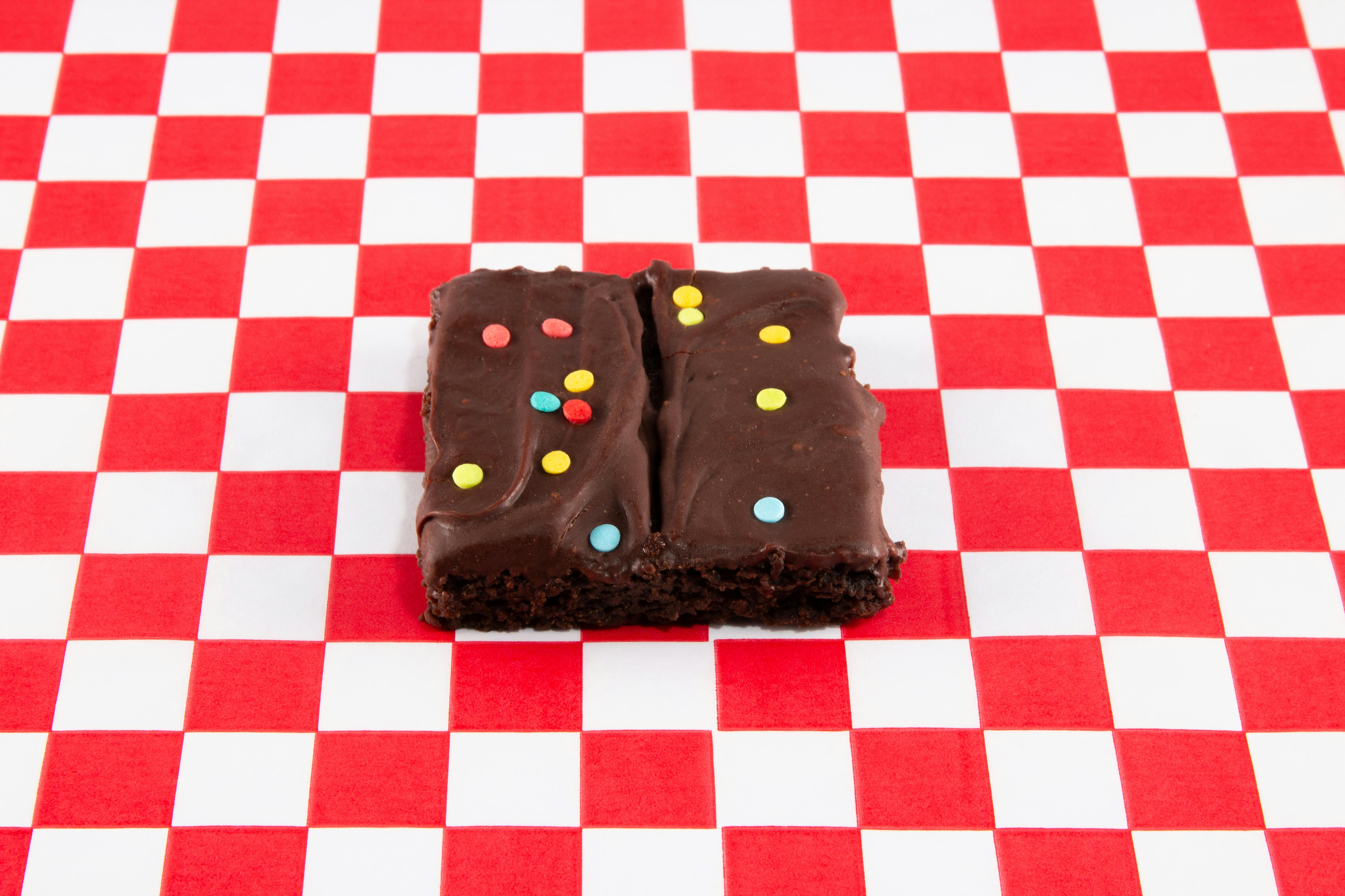 "Little Erin" Vegan + Gluten Free Nostalgic Snacks by Erin McKenna's Bakery - Alternate image 1