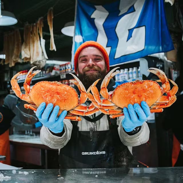 Dungeness + King Crab + Hoodie Gift Set by Pike Place Fish Market - Alternate image 2