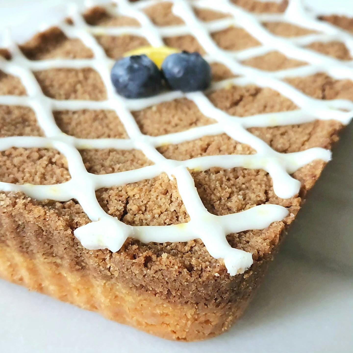 Blueberry Lemon Pie Spice Shortbread Tray by Shortbread Society - Alternate image 1