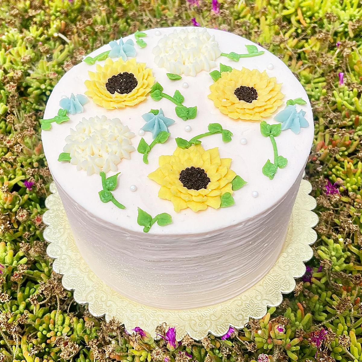Summer Bloom Chocolate Cake by Splash Cafe