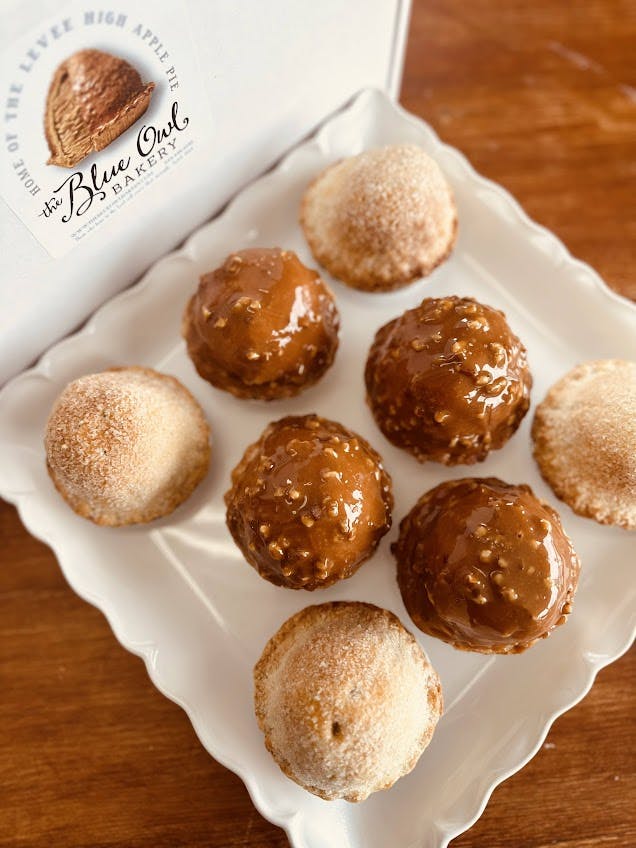 Mini Levee High Apple Pie by Blue Owl Bakery - Alternate image 4
