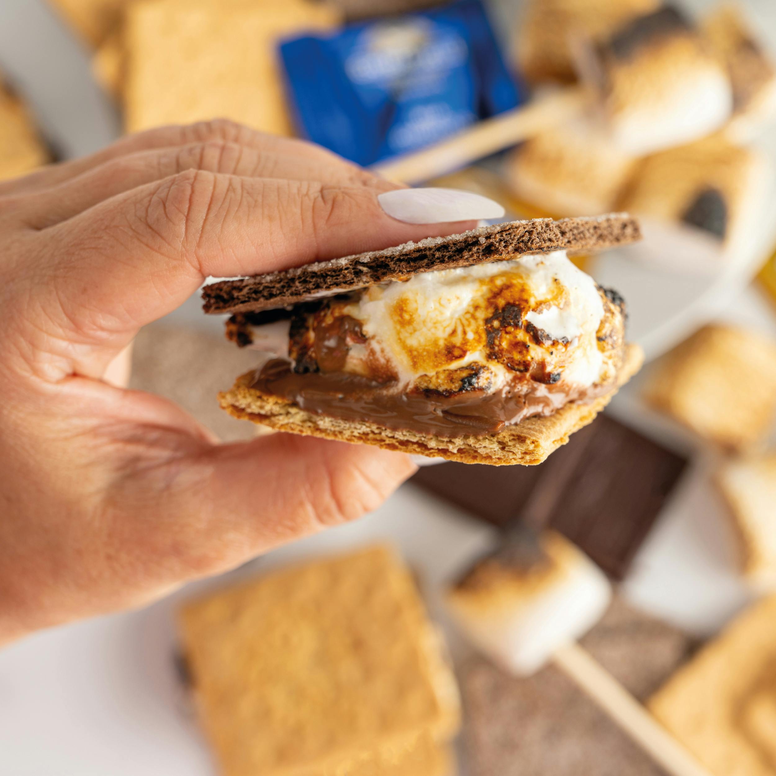 Sweet E’s Luxe S’mores Kit by Sweet E's Bake Shop - Alternate image 6