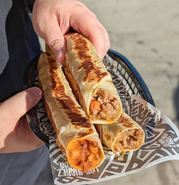 Chile Relleno Burritos - 6 Pack by Los De Juarez Burritos