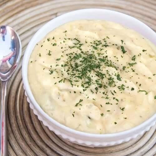 Clam Chowder - 1 Qt. by Cameron's Seafood