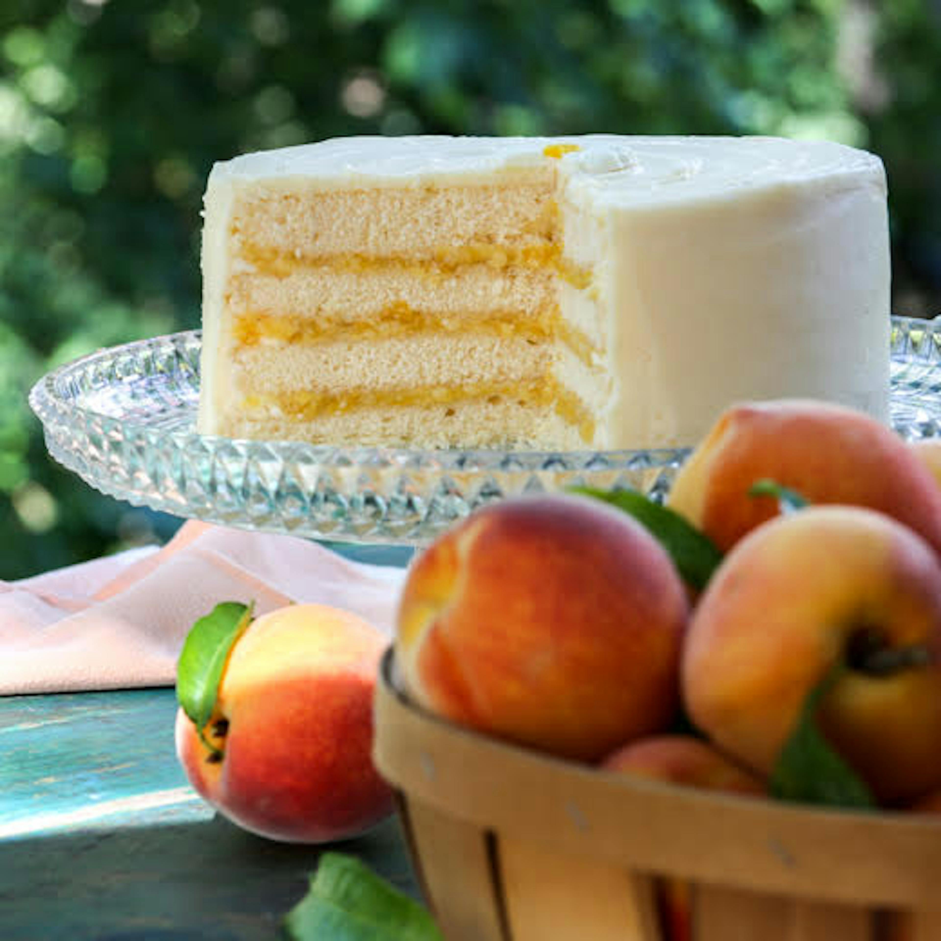 South Carolina Peaches & Cream Cake by Daisy Cakes