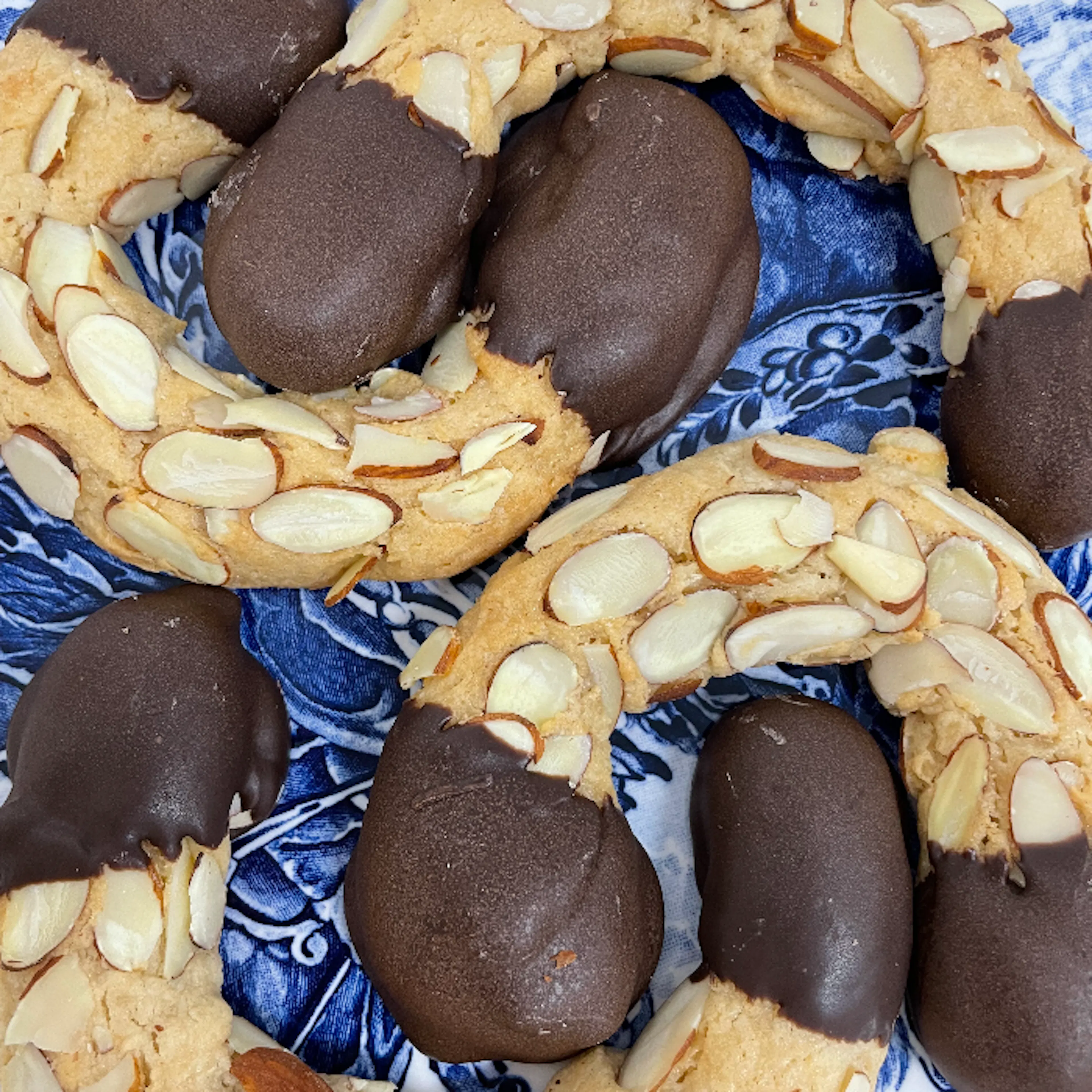 Almond Horn by Jaarsma Bakery