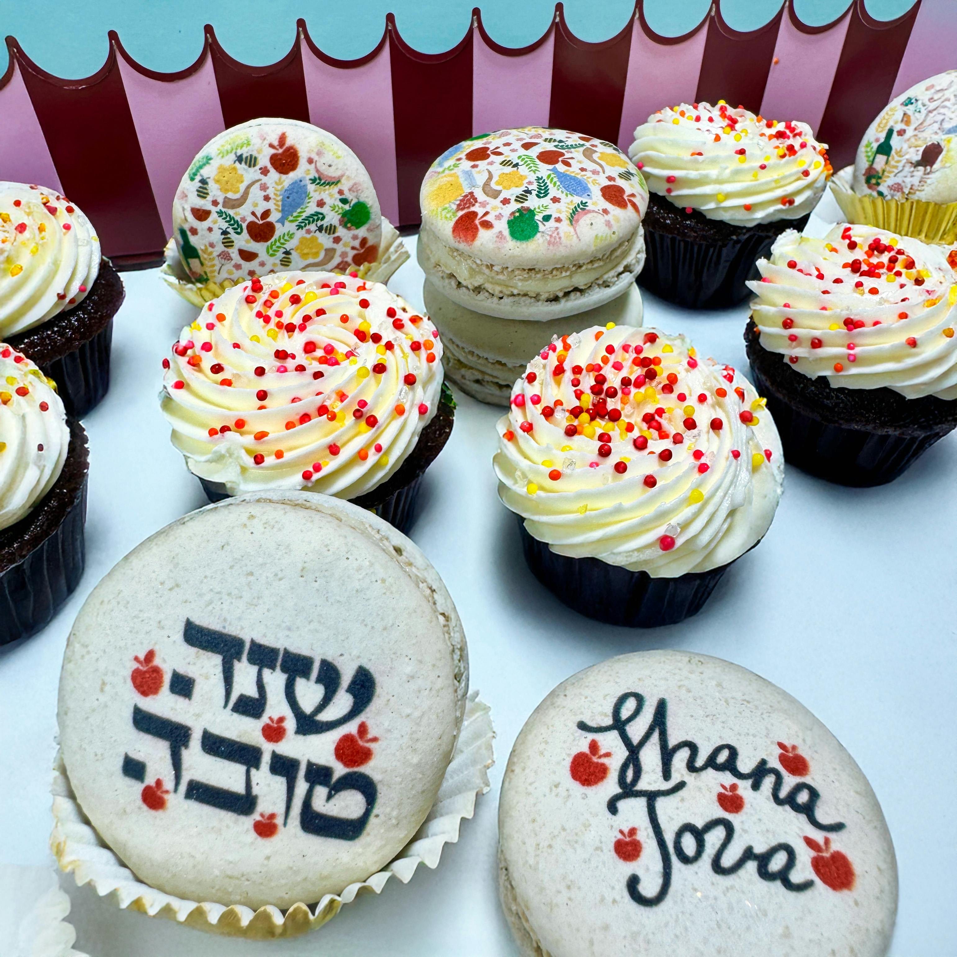 Rosh Hashanah Mini Cupcakes + Macarons by Trophy Cupcakes