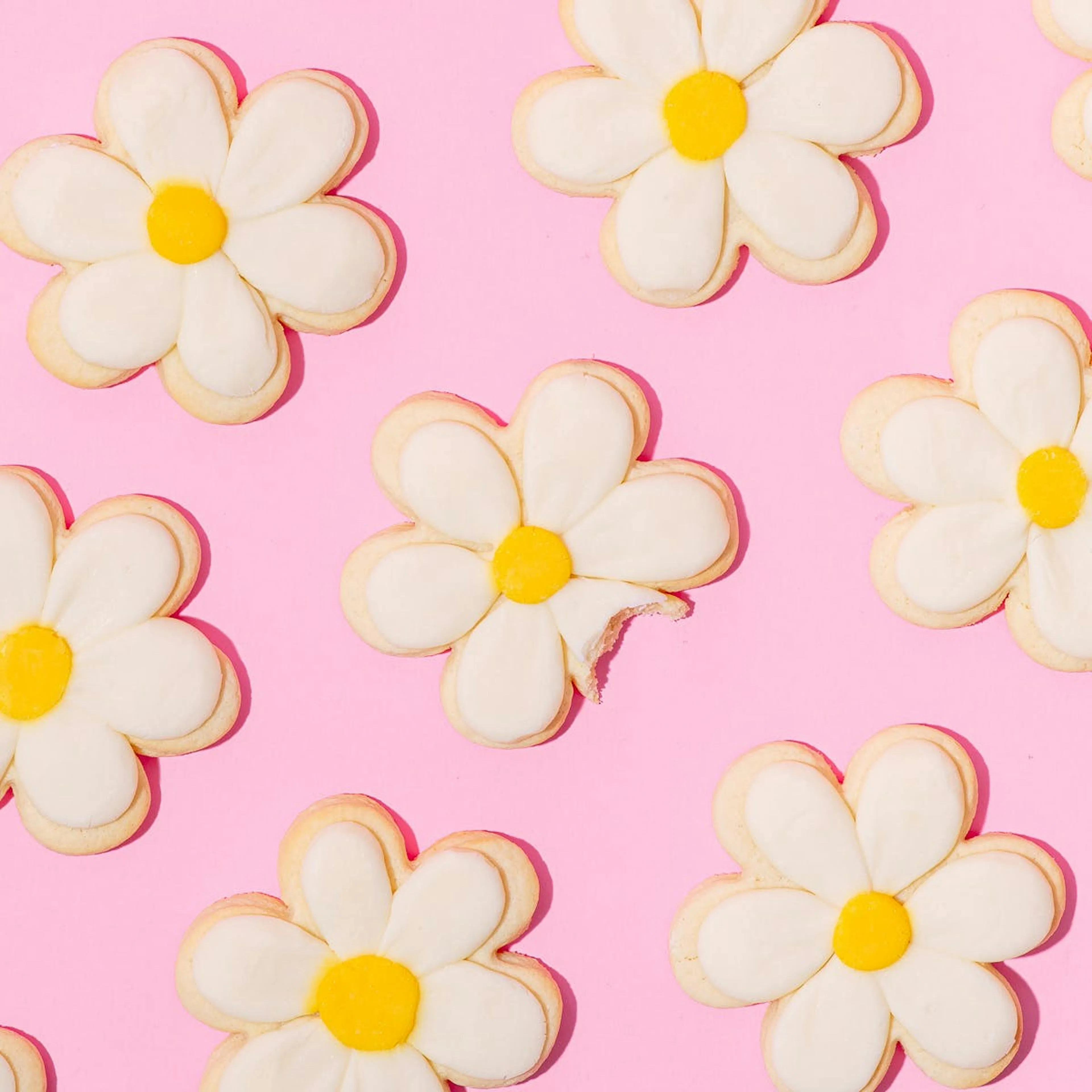 Huckleberry Hand Pies + 4 Daisy Cookies FREE by Elle's Belles Bakery - Alternate image 8