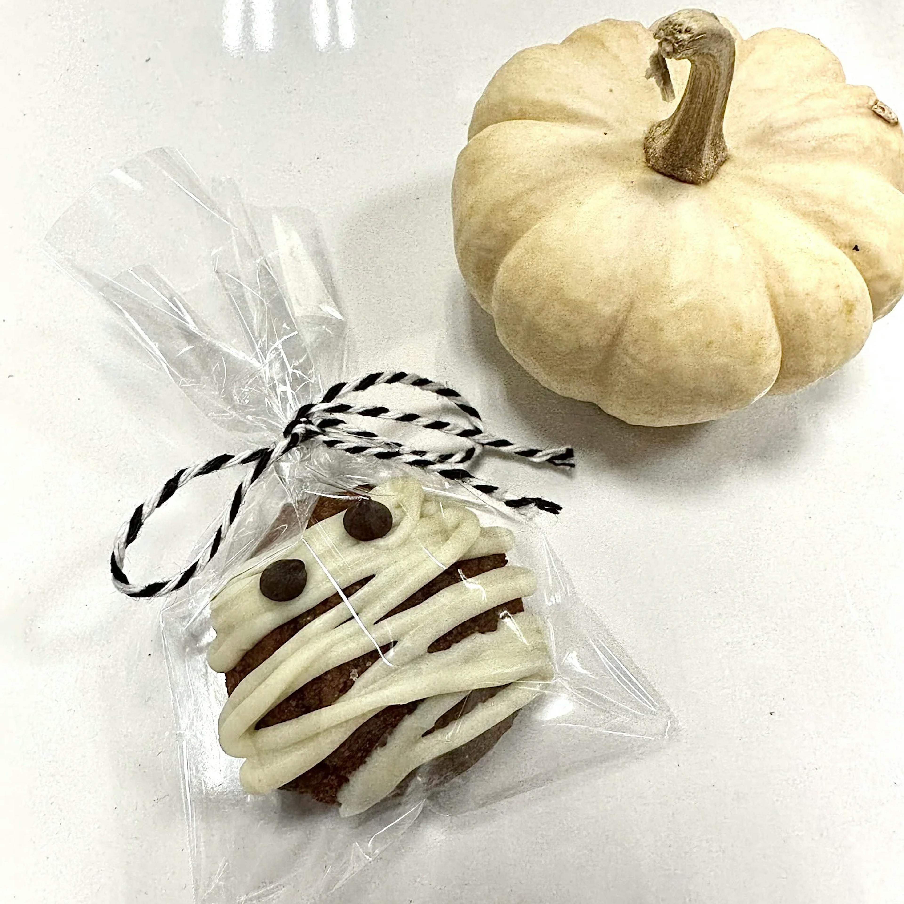 Halloween Mummy Molasses Spiced Cookie Bites by Stylish Spoon - Alternate image 1