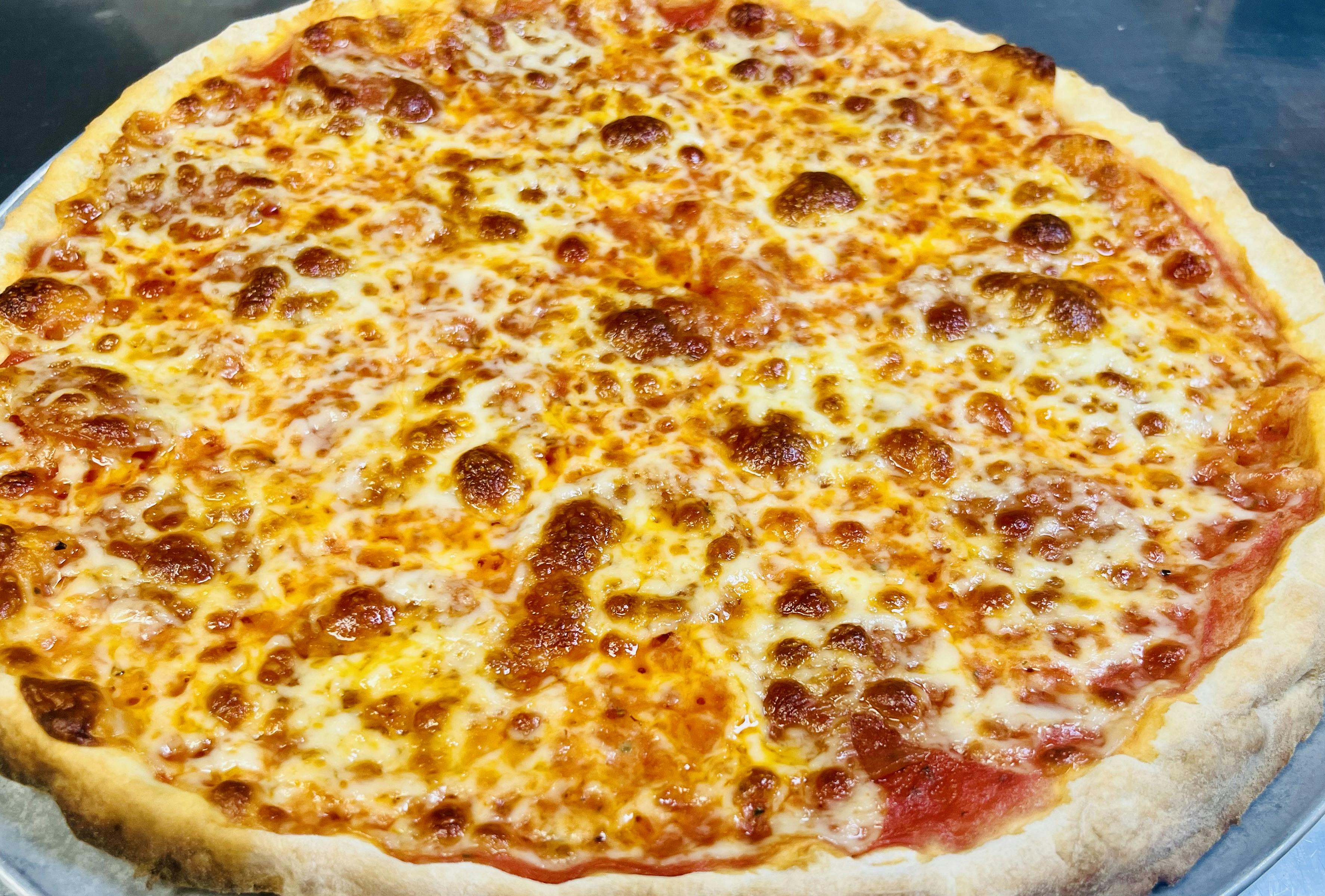 Minnesota-Style Pizza Best Seller - 4 Pack by Sammy's Pizza - Alternate image 3